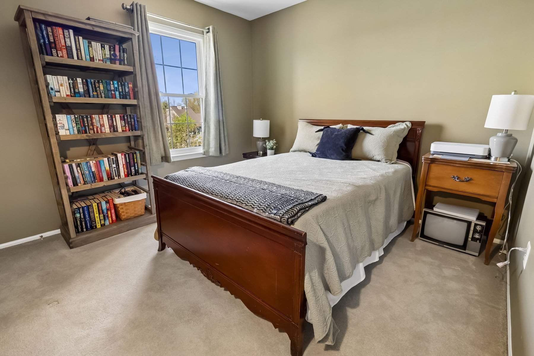  ?Bridle Club? Multi Level Townhome - 物件實景