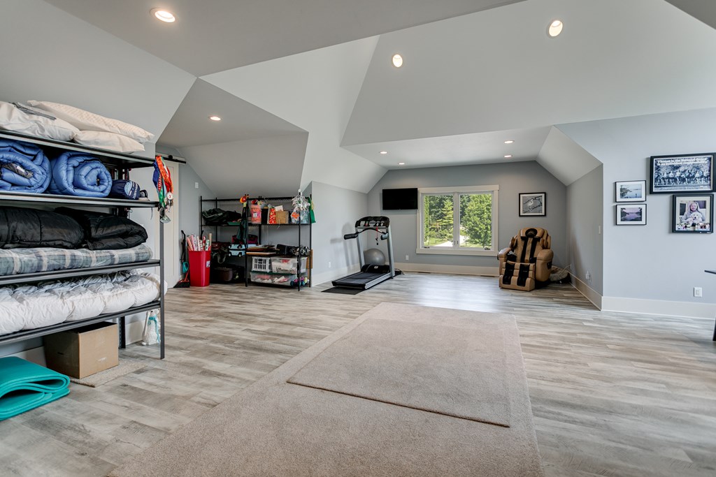 Sturgeon Bay, Wisconsin, 54235, United States, 3 Bedrooms Bedrooms, ,5 BathroomsBathrooms,Residential,For Sale,1941719