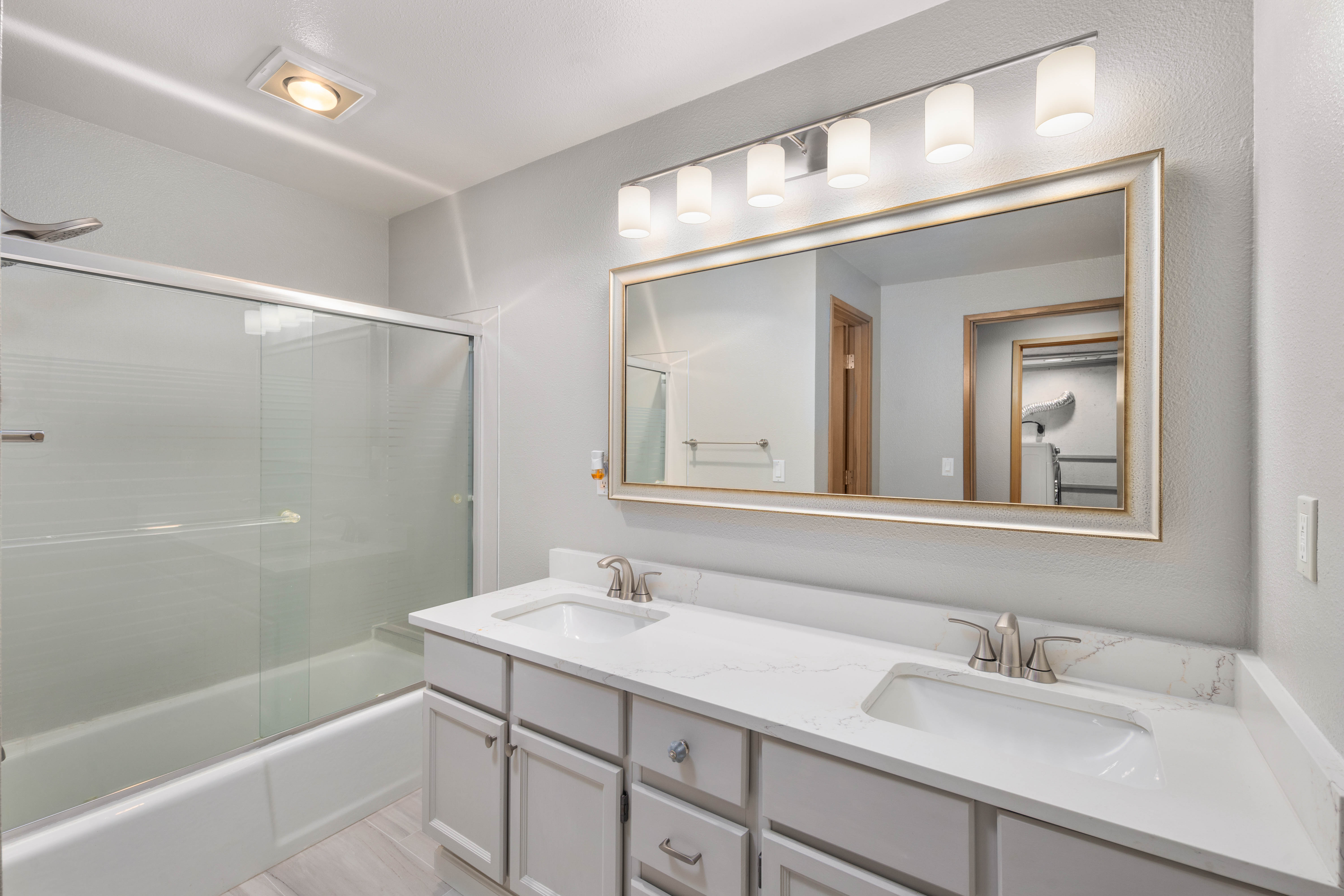  6021 158th Place NE, Redmond, WA 98052 - 物件實景