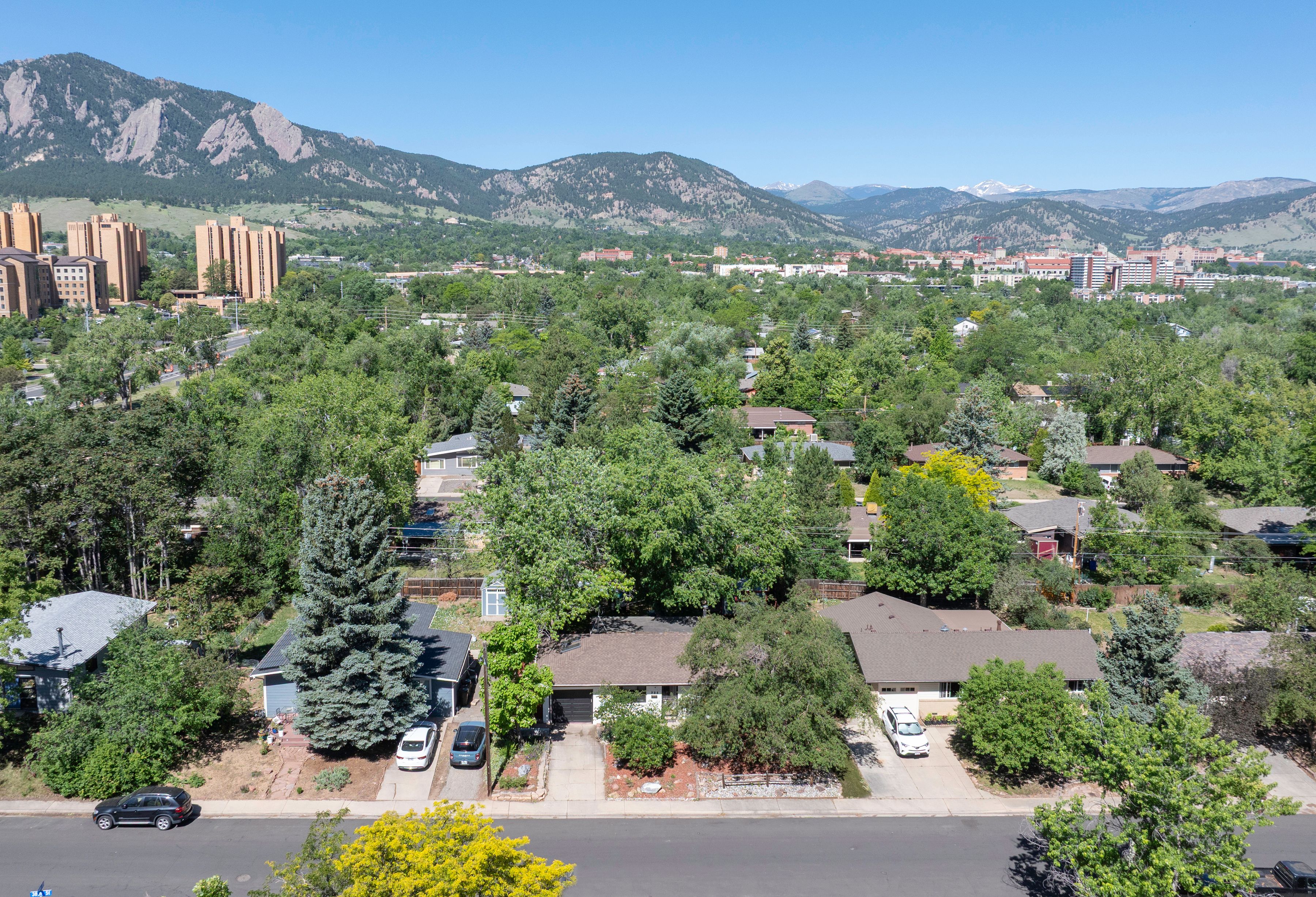  Charming Ranch-Style Home in Boulder