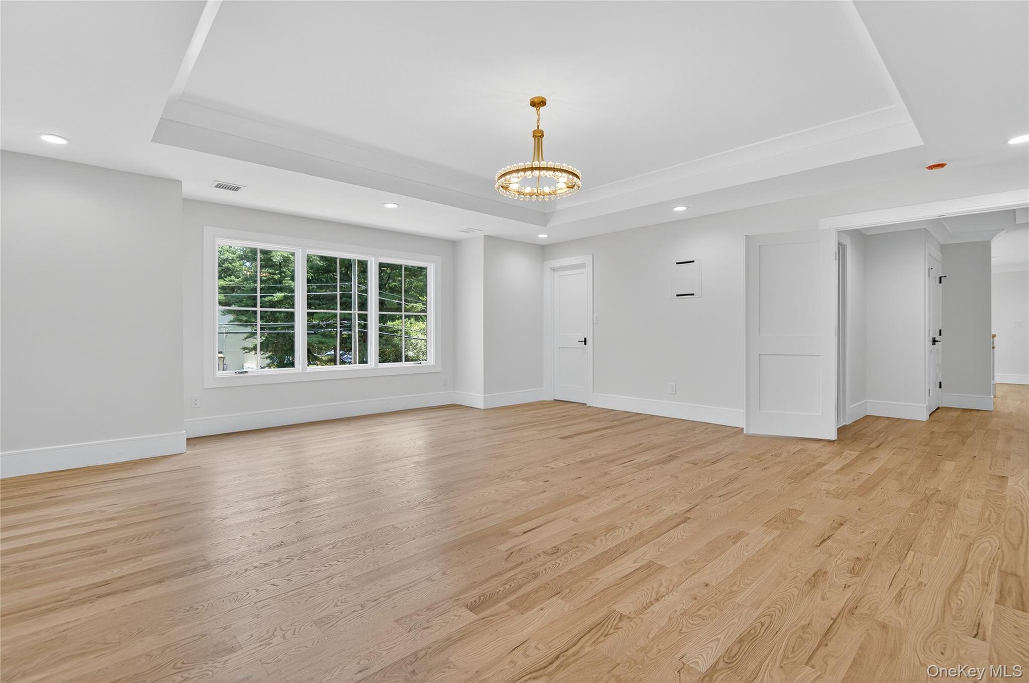  654 Caledonia Road, Dix Hills, NY, 11746 - 物件實景
