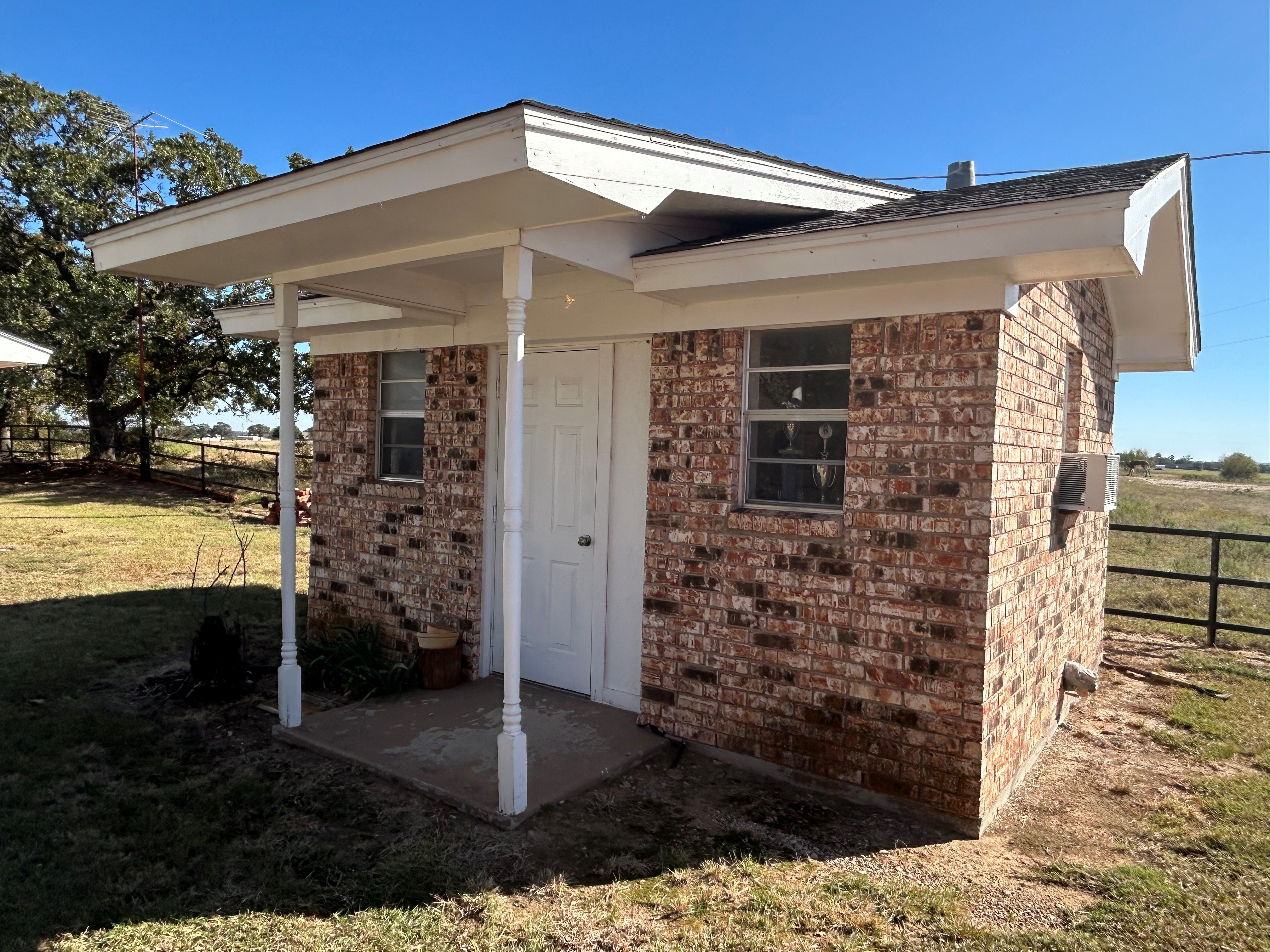 Bridgeport, Texas, 76426, United States, 3 Bedrooms Bedrooms, ,2 BathroomsBathrooms,Residential,For Sale,1992368