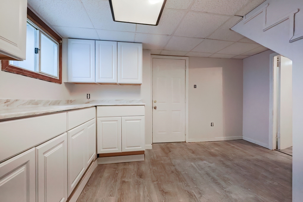 Fall River, Massachusetts, 02723, United States, 4 Bedrooms Bedrooms, ,Residential,For Sale,1978257