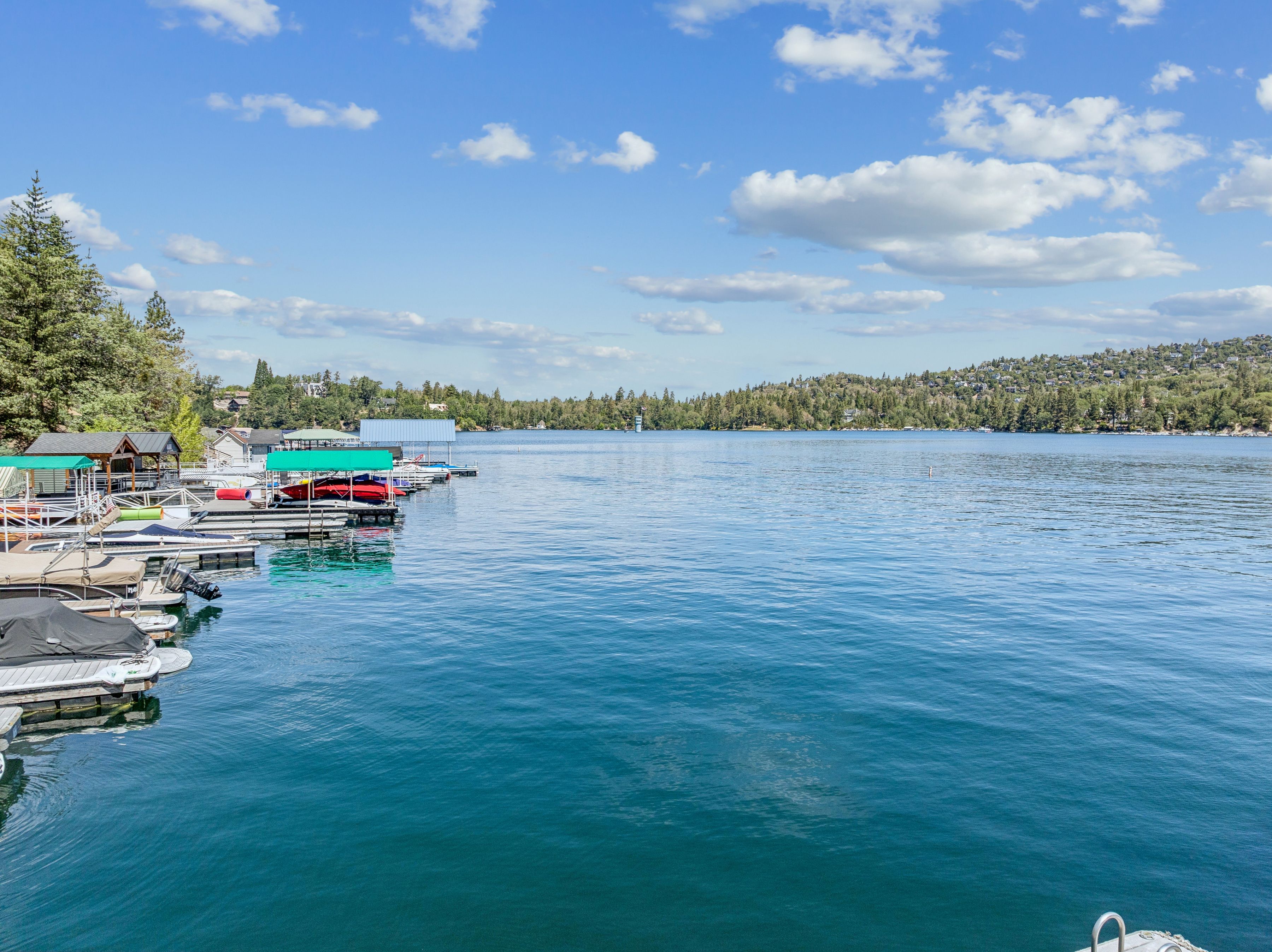  28901 Palisades Drive, Lake Arrowhead, CA 92352 - 物件實景