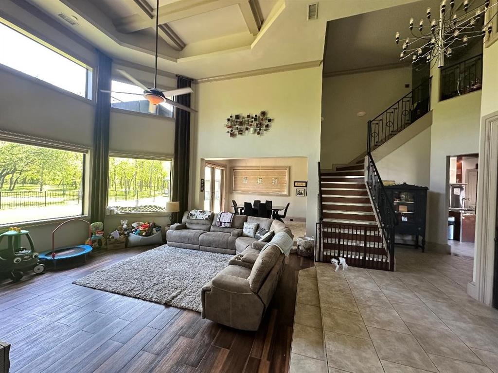 Terrell, Texas, 75160, United States, 4 Bedrooms Bedrooms, ,5 BathroomsBathrooms,Residential,For Sale,1765956