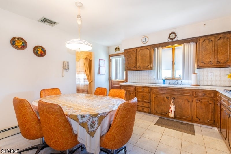 Woodland Park, New Jersey, 07424, United States, 3 Bedrooms Bedrooms, ,3 BathroomsBathrooms,Residential,For Sale,2048674