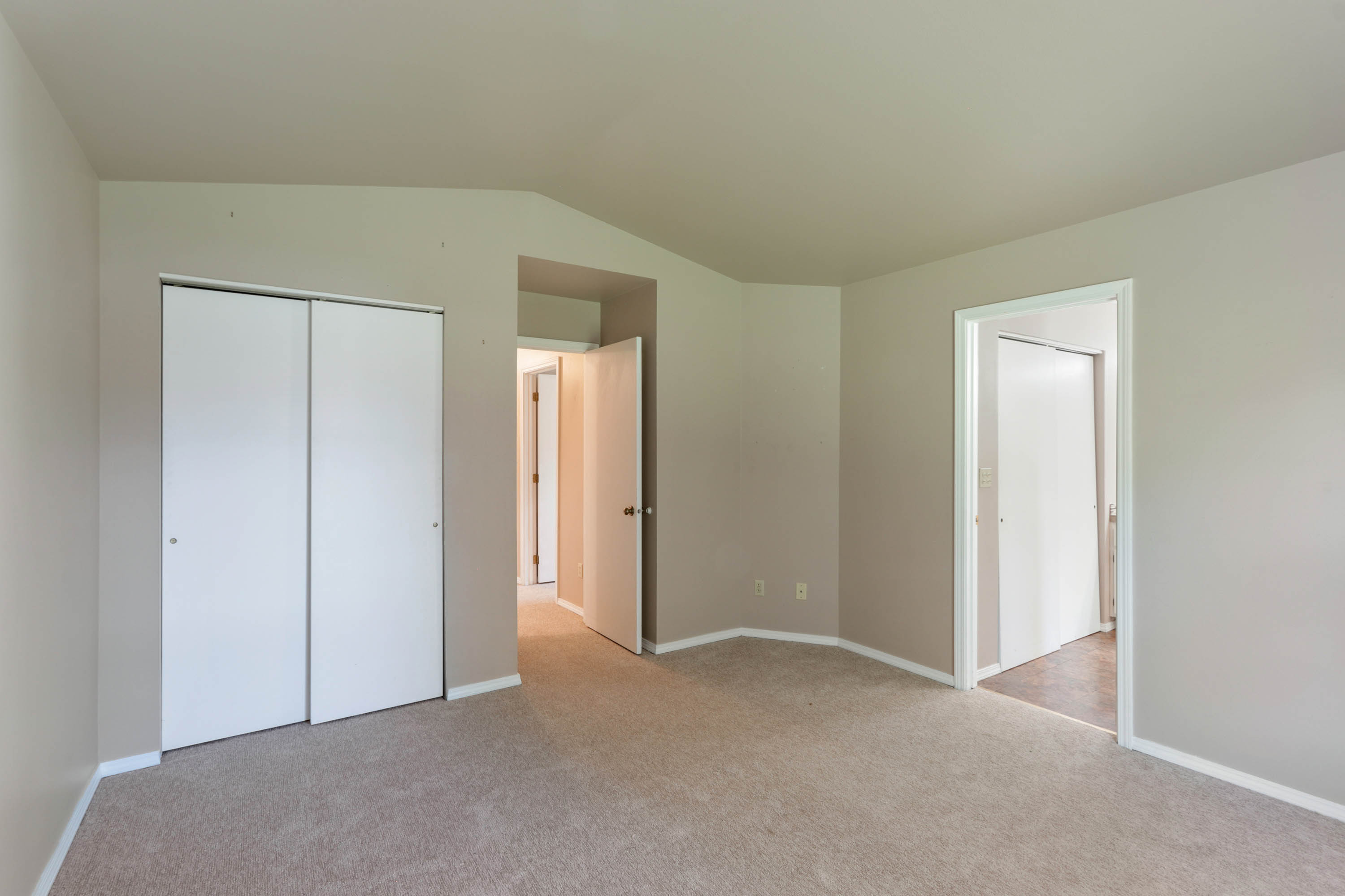 Sandpoint, Idaho, 83864, United States, 3 Bedrooms Bedrooms, ,2 BathroomsBathrooms,Residential,For Sale,2005363