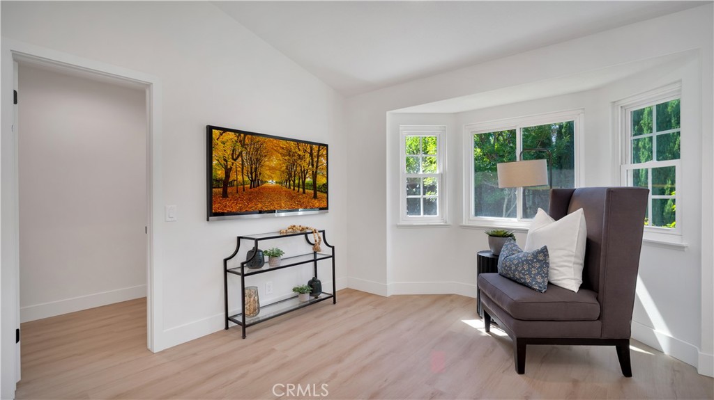 Lake Forest, California, 92630, United States, 4 Bedrooms Bedrooms, ,3 BathroomsBathrooms,Residential,For Sale,1987974