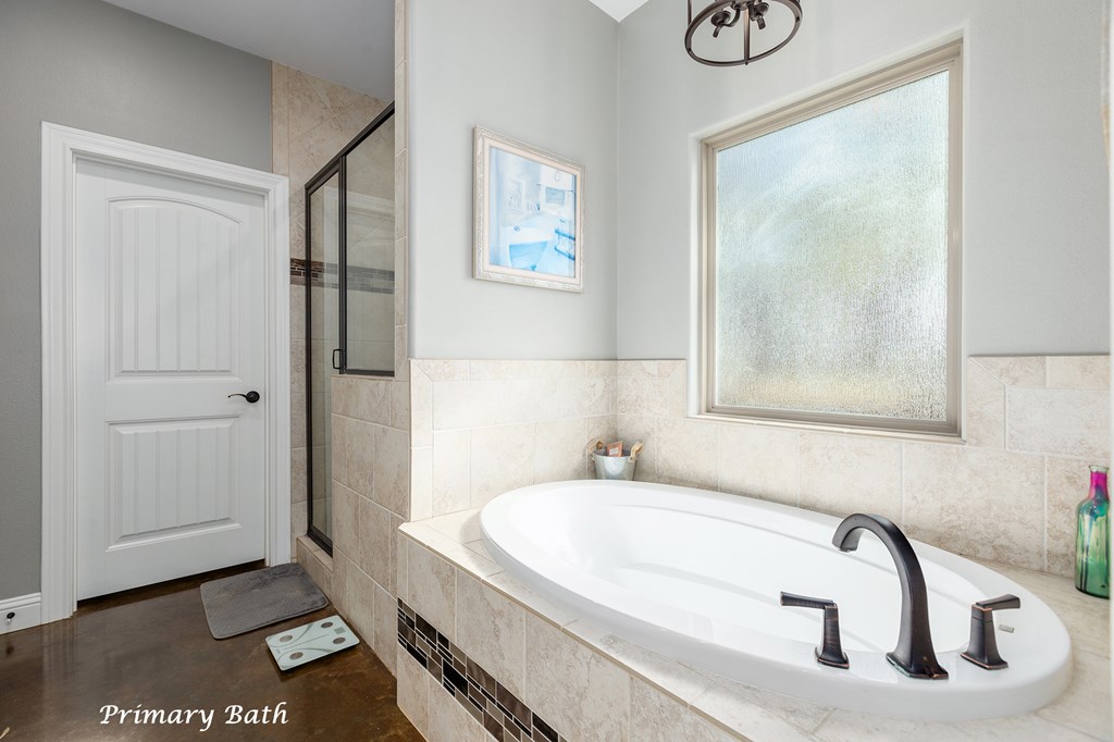 Etoile, Texas, 75944, United States, 3 Bedrooms Bedrooms, ,2 BathroomsBathrooms,Residential,For Sale,1989857