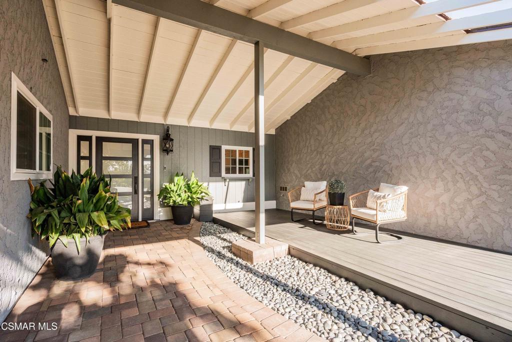 Simi Valley, California, 93065, United States, 4 Bedrooms Bedrooms, ,3 BathroomsBathrooms,Residential,For Sale,1941283