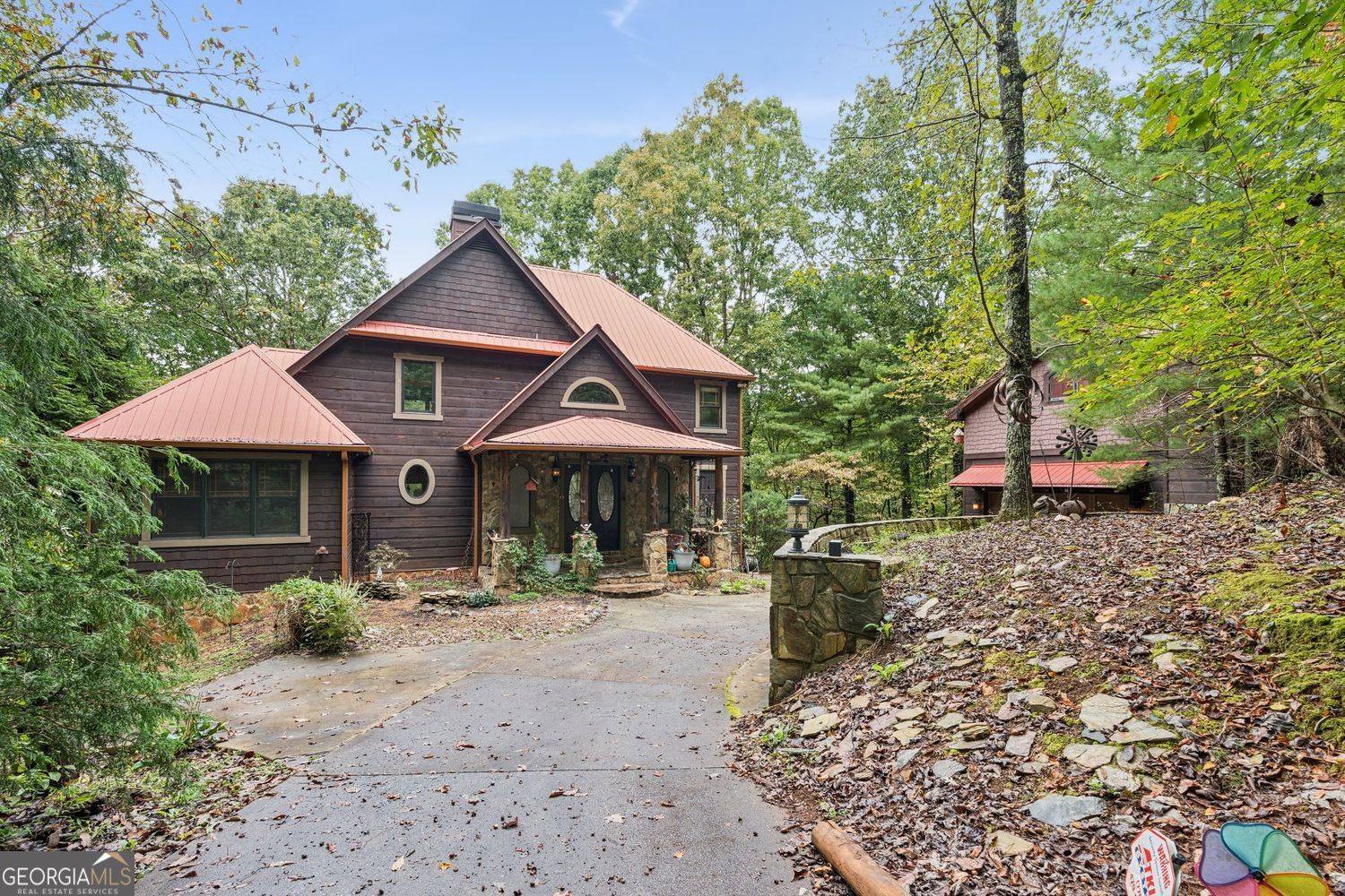 Ellijay, Georgia, 30540, United States, 3 Bedrooms Bedrooms, ,4 BathroomsBathrooms,Residential,For Sale,1952403