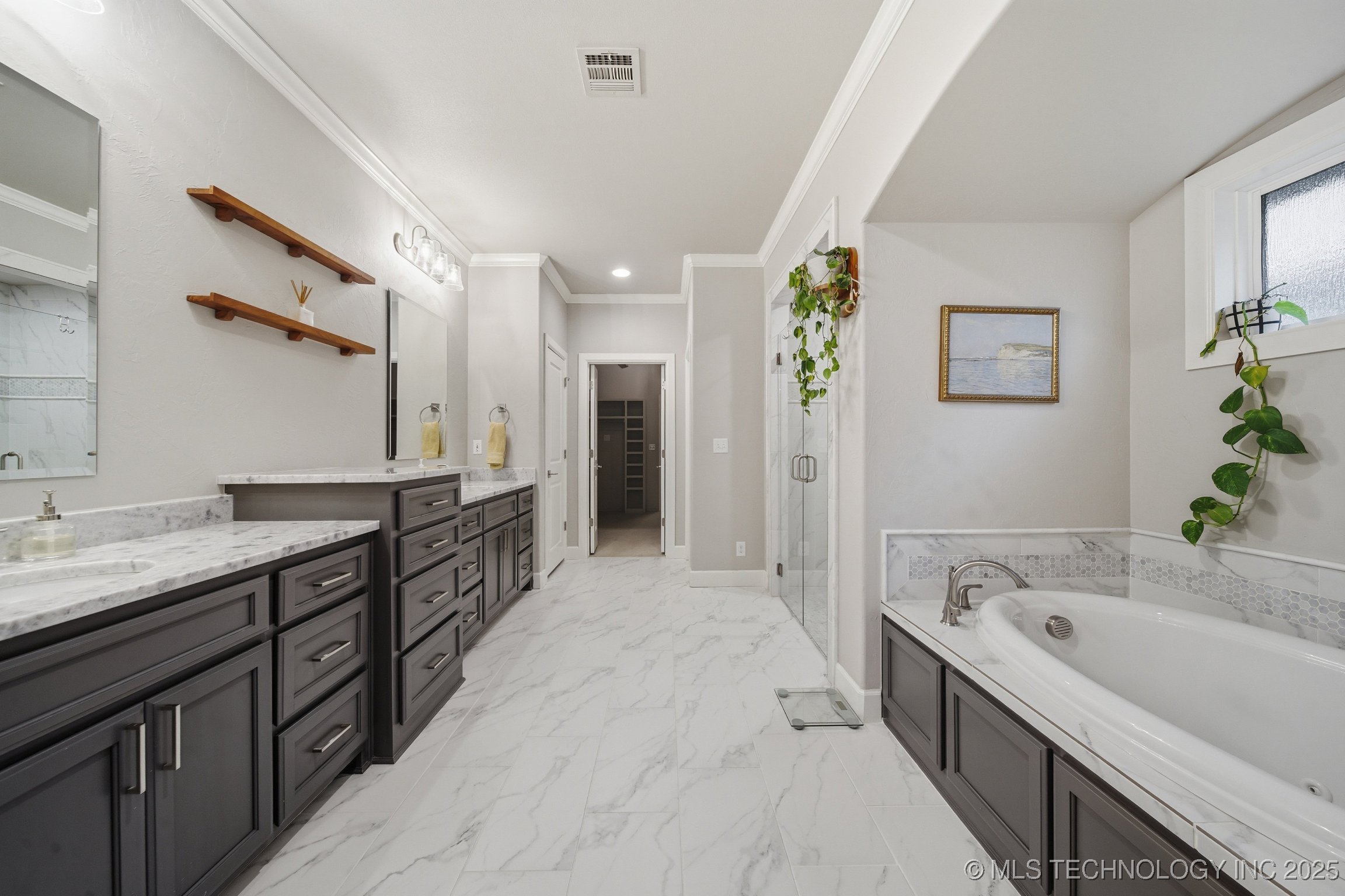 Owasso, Oklahoma, 74055, United States, 3 Bedrooms Bedrooms, ,3 BathroomsBathrooms,Residential,For Sale,1996911