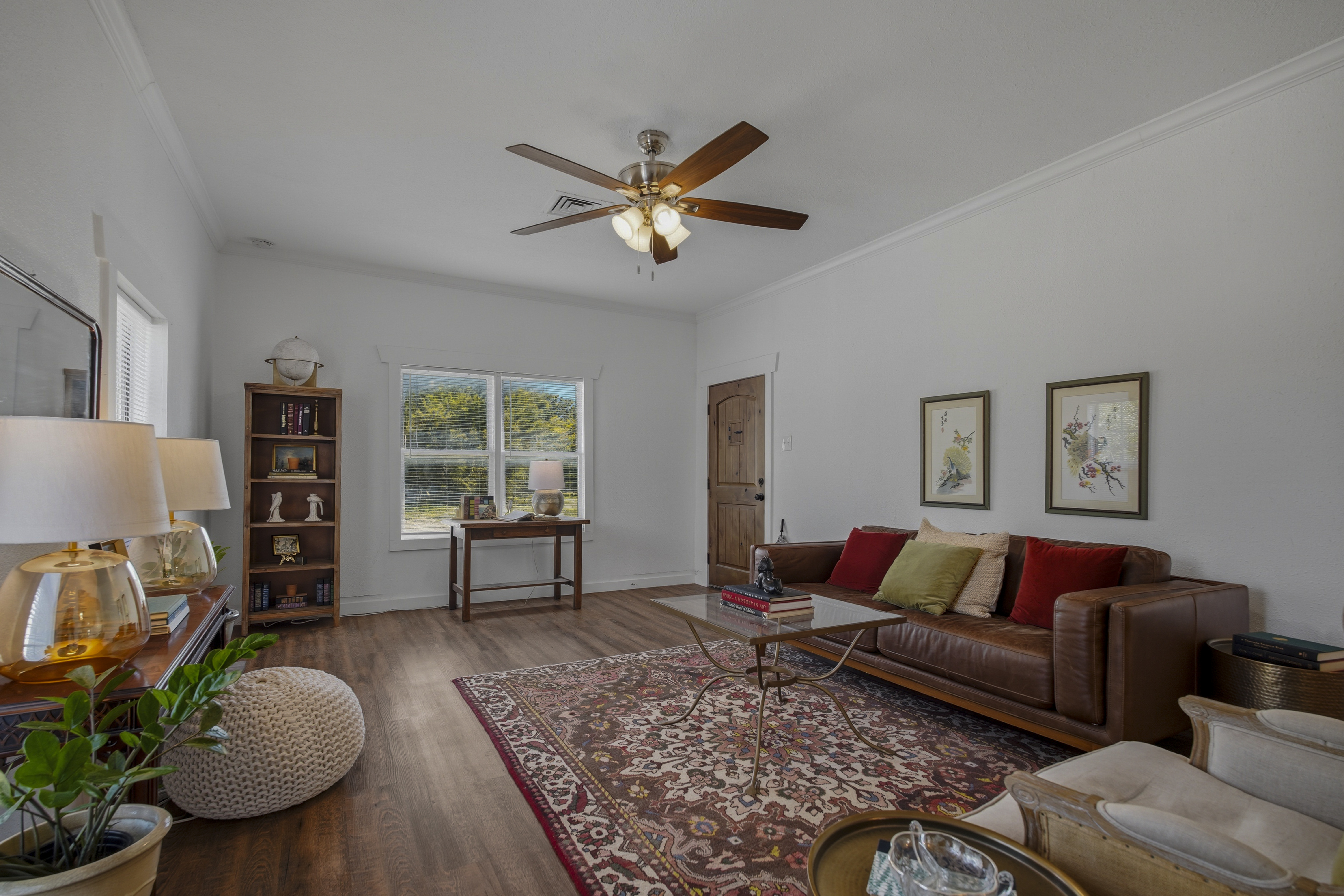  Spanish Charm with Guest Apartment - 物件實景