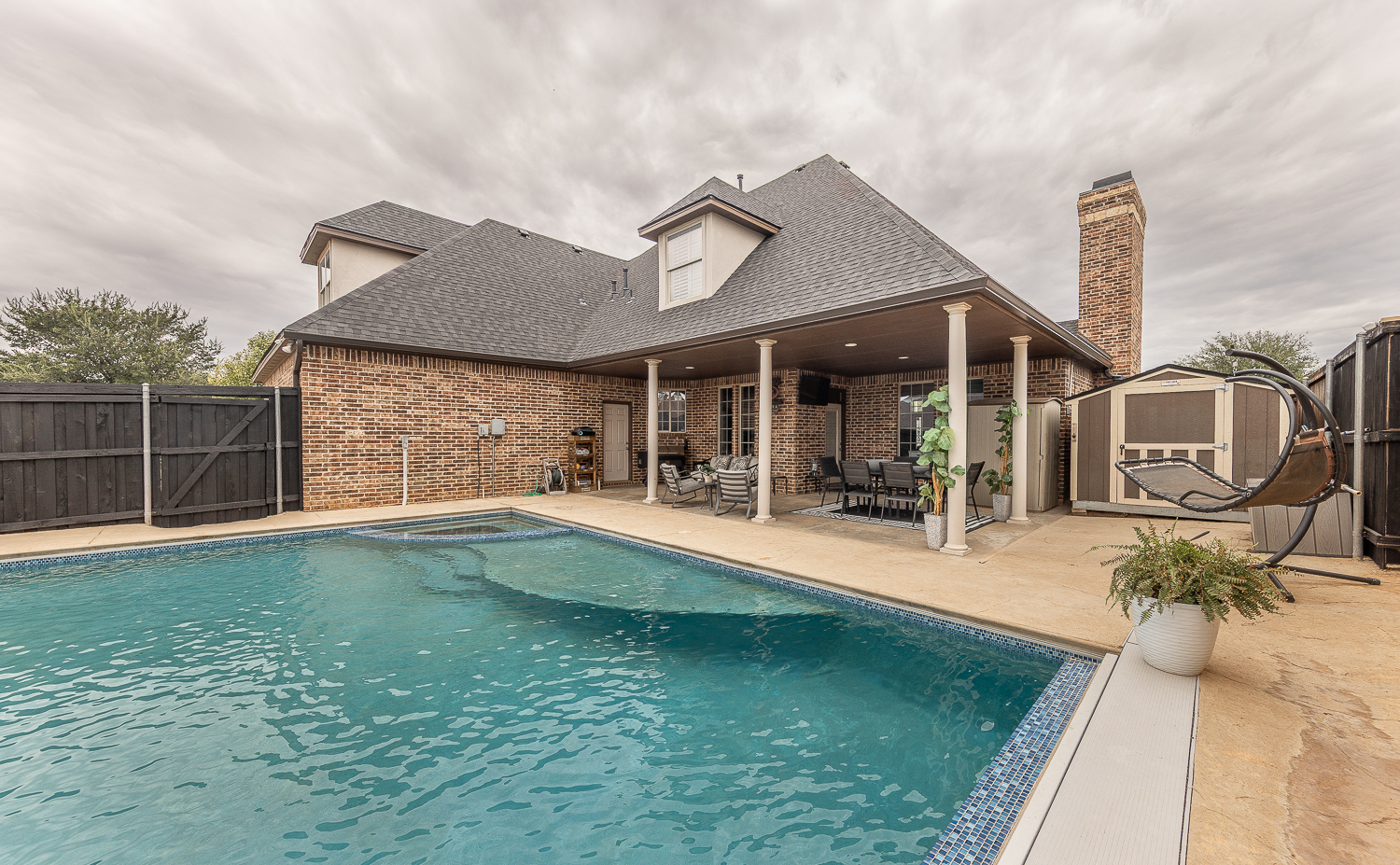 Lubbock, Texas, 79423, United States, 4 Bedrooms Bedrooms, ,4 BathroomsBathrooms,Residential,For Sale,1906085