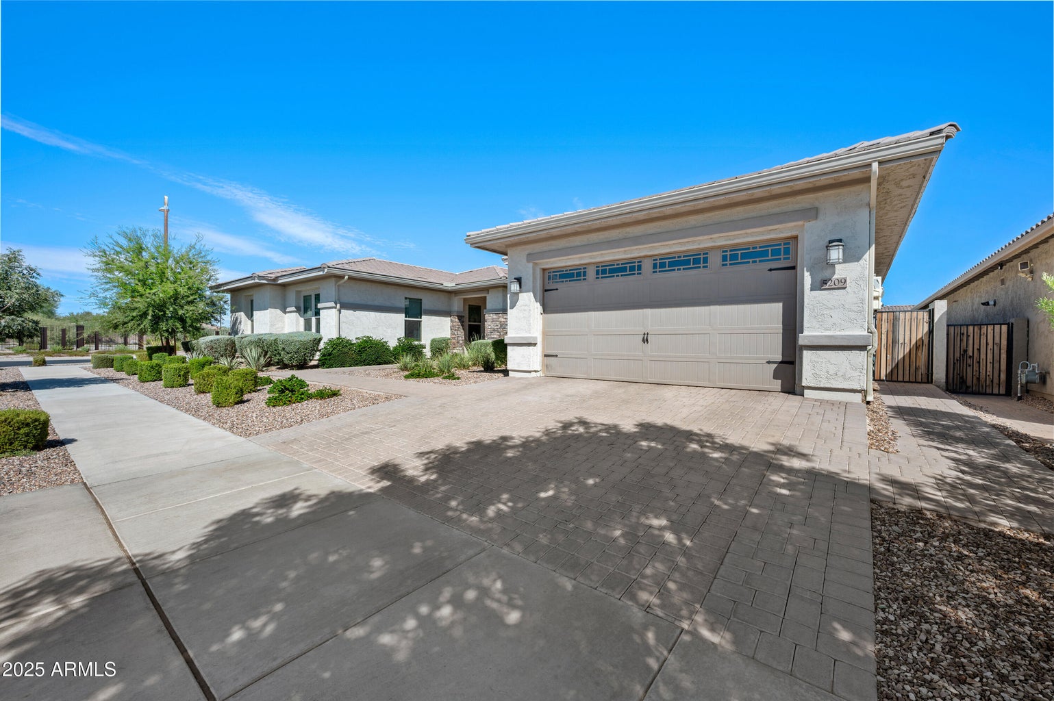 Mesa, Arizona, 85212, United States, 5 Bedrooms Bedrooms, ,5 BathroomsBathrooms,Residential,For Sale,1981050