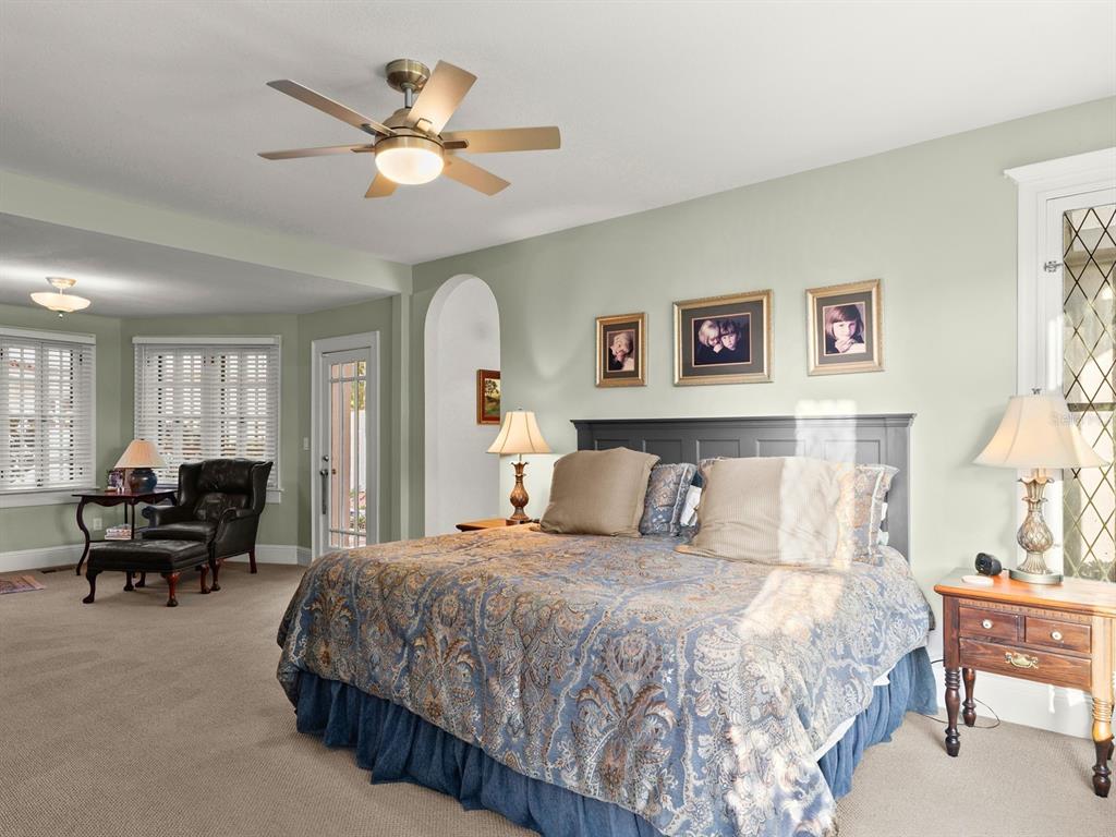 Eustis, Florida, 32736, United States, 6 Bedrooms Bedrooms, ,6 BathroomsBathrooms,Residential,For Sale,1805278