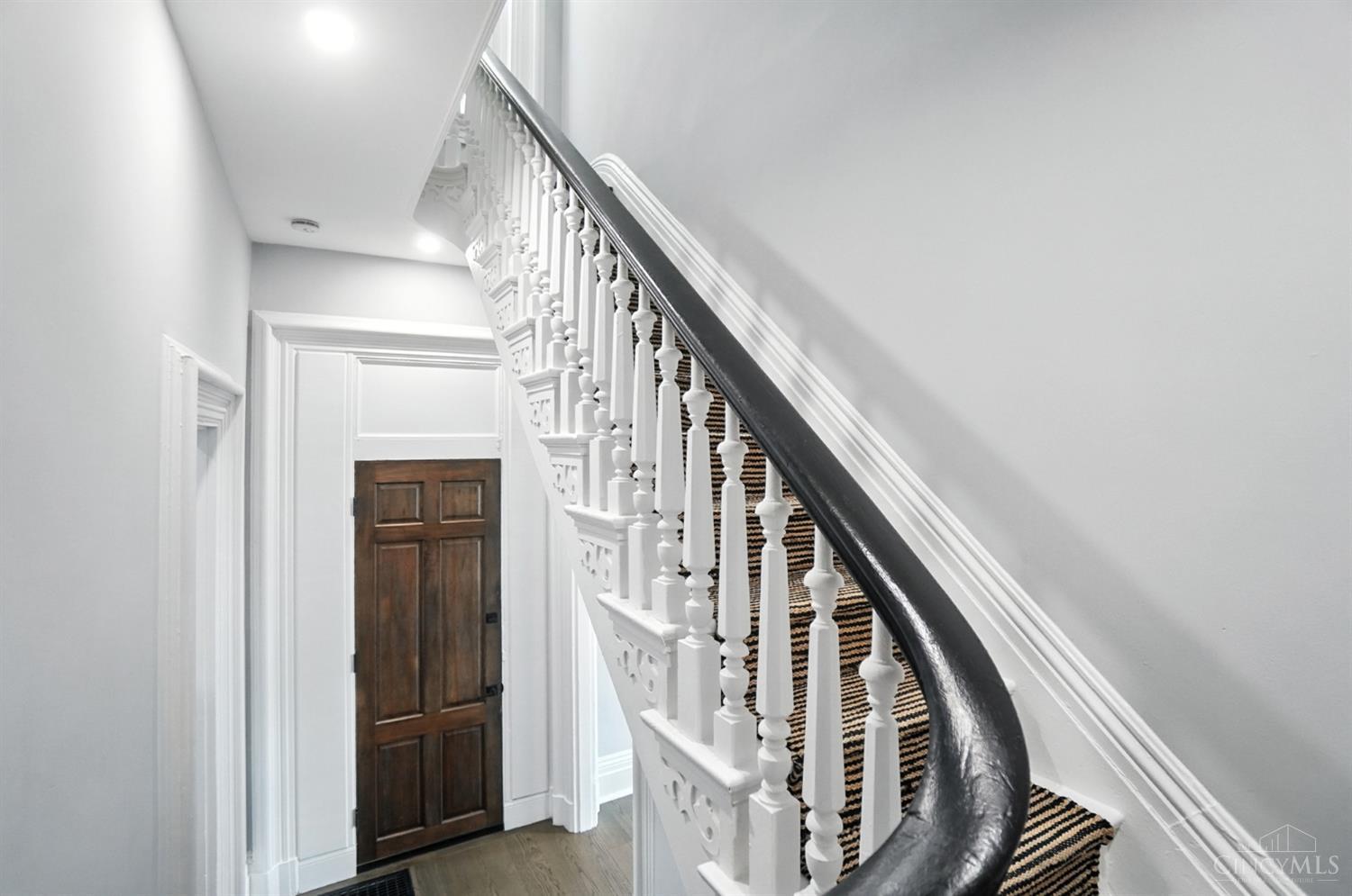 Cincinnati, Ohio, 45214, United States, 4 Bedrooms Bedrooms, ,3 BathroomsBathrooms,Residential,For Sale,1955713