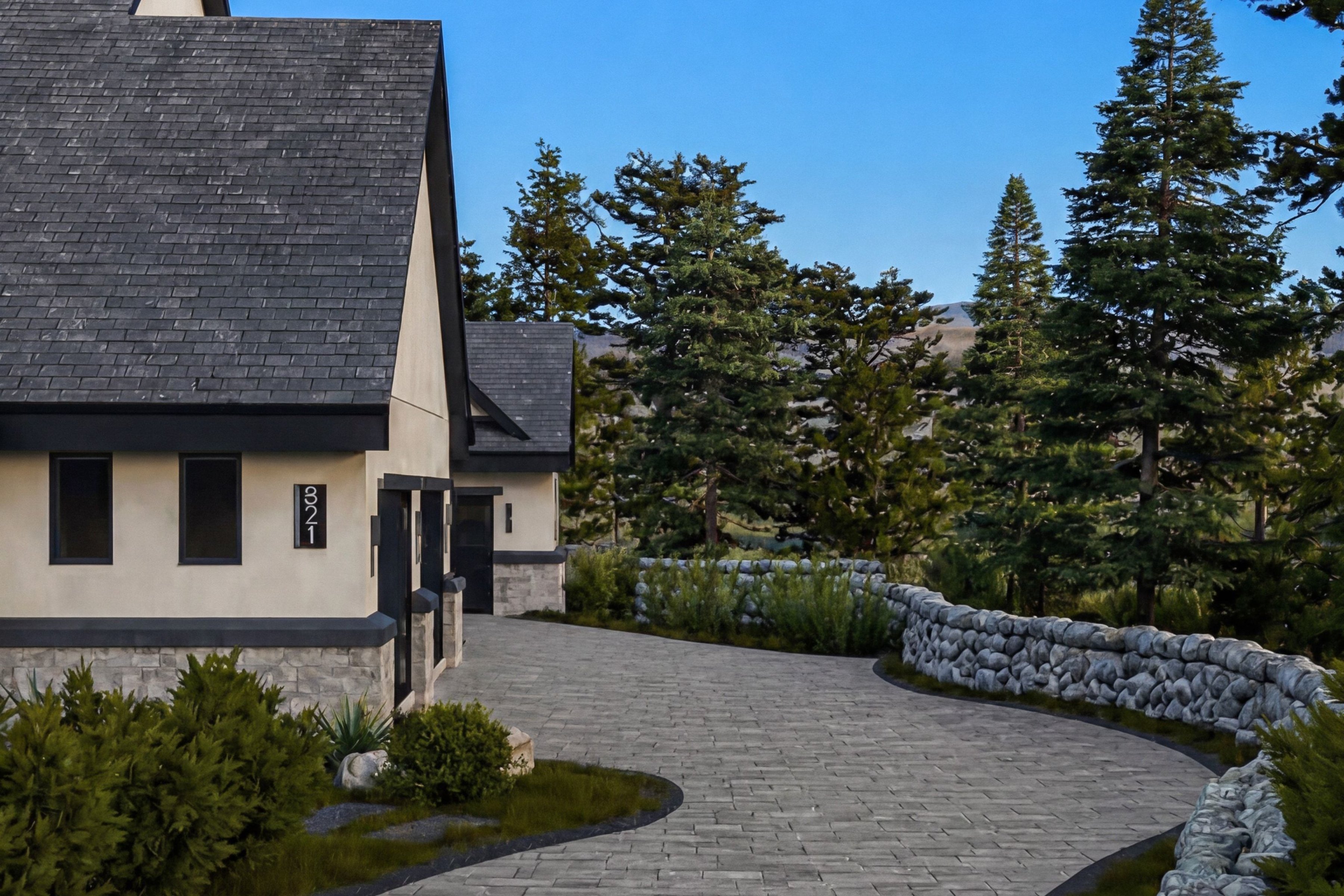  Montreux’s Only One: Luxury Custom Design Build with Outdoor Elegance - 物件實景