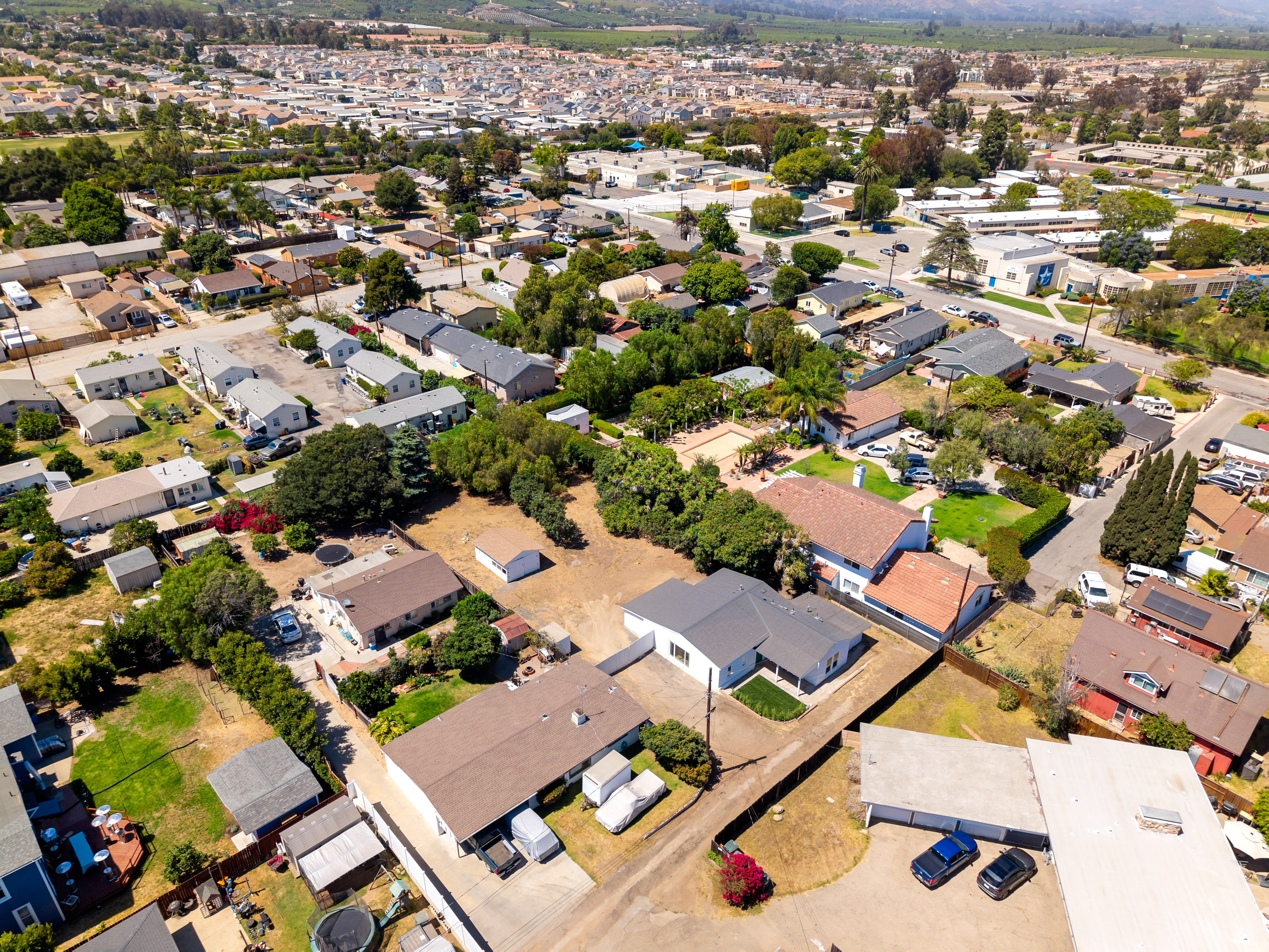  790 South Saticoy Avenue, Ventura, CA 93004 - 物件實景