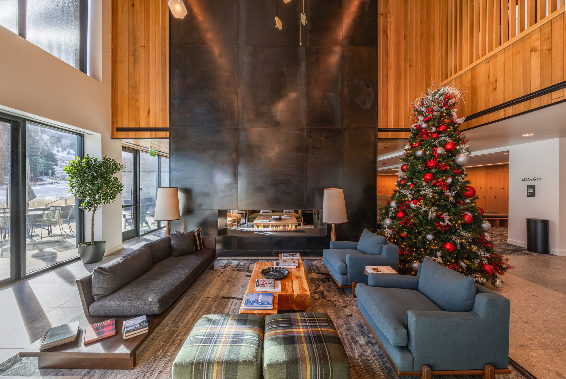  Furnished 5-bedroom Penthouse at Founder