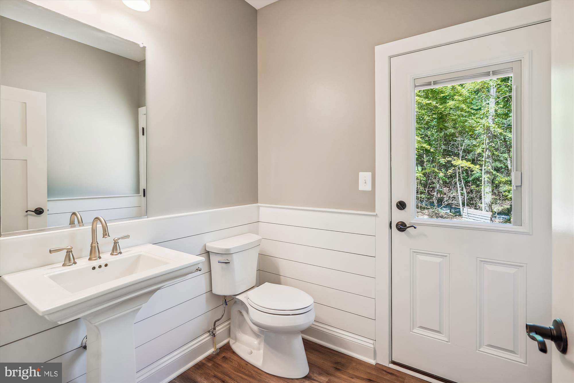 Elkwood, Virginia, 22718, United States, 4 Bedrooms Bedrooms, ,4 BathroomsBathrooms,Residential,For Sale,1823102