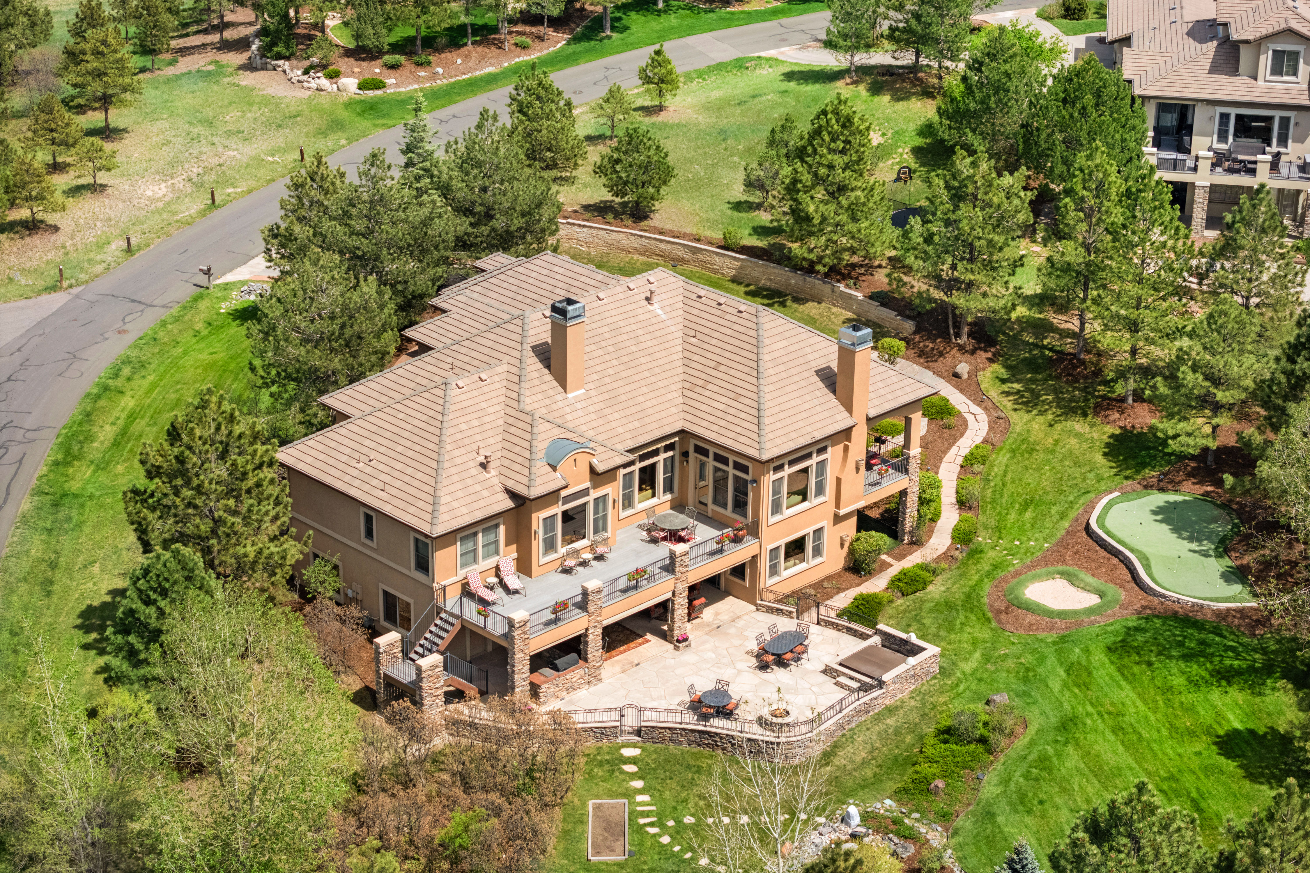  Exceptional ranch-style home in the prestigious gated golf course community - 物件實景
