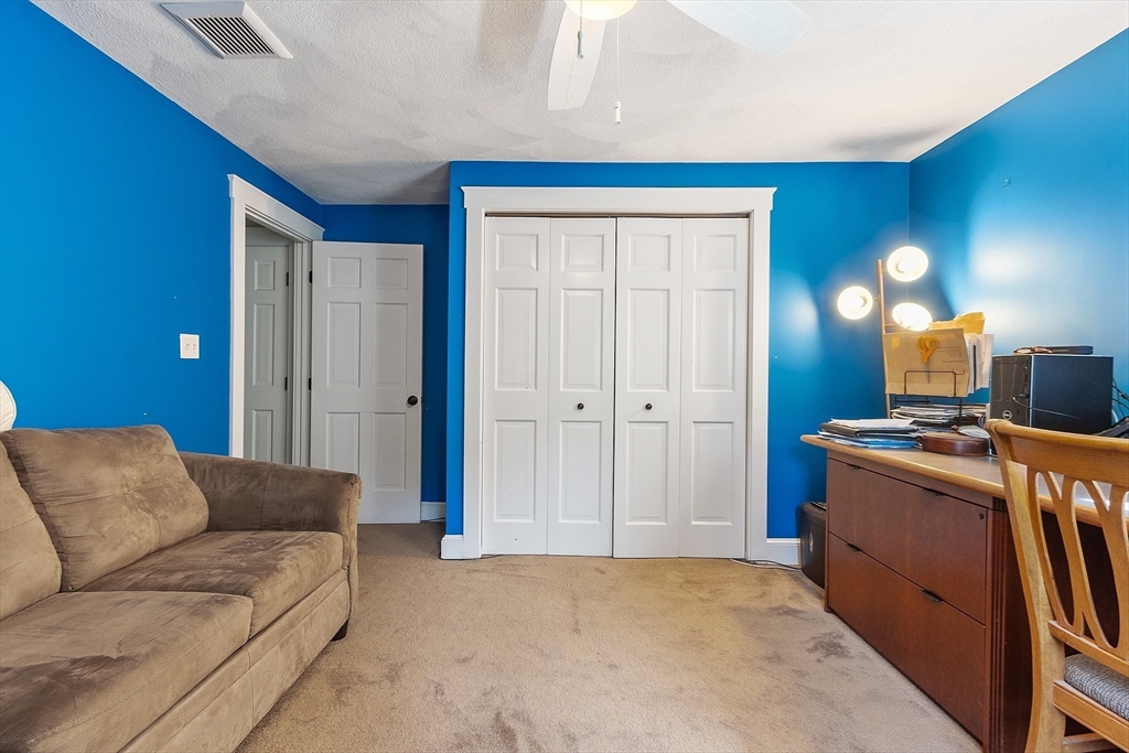 Lunenburg, Massachusetts, 01462, United States, 4 Bedrooms Bedrooms, ,3 BathroomsBathrooms,Residential,For Sale,1885321
