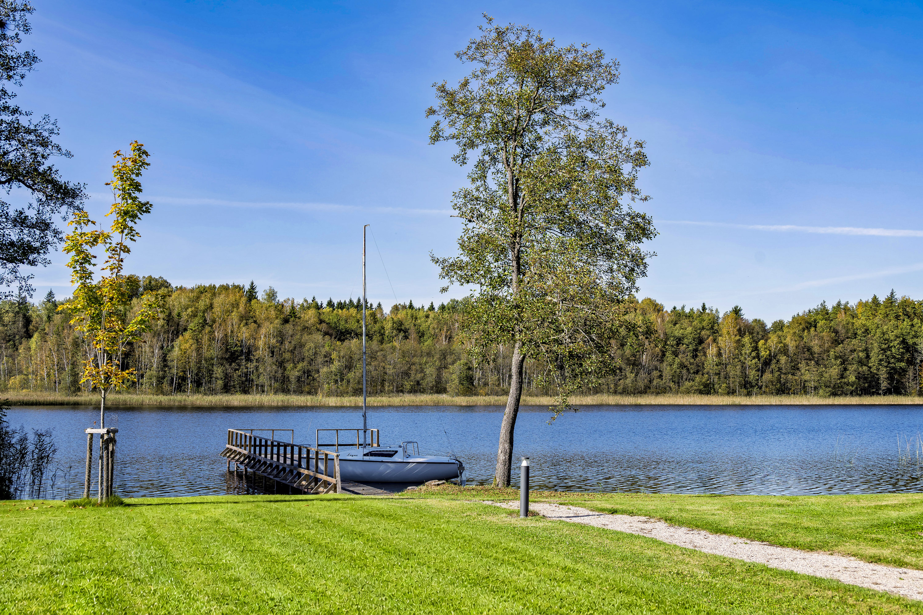  Private Lakeside Residence - 物件實景