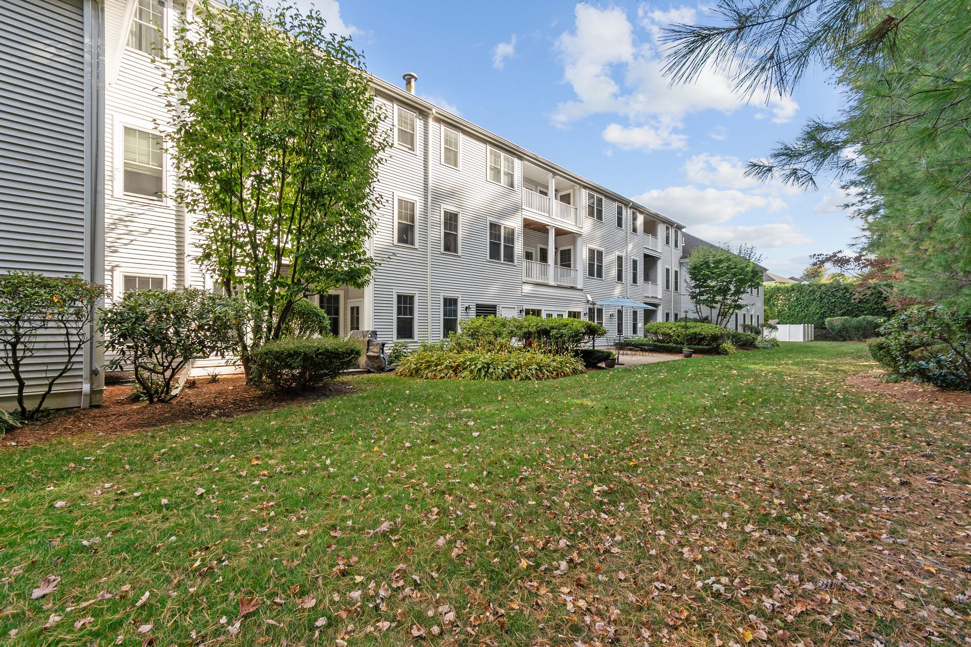  27 Hartland Way, Acton, MA, 01720 - 物件實景
