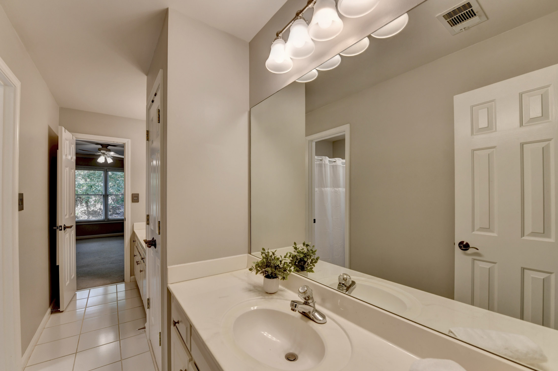  Beautifully Updated Brick Home in Alpharetta - 物件實景