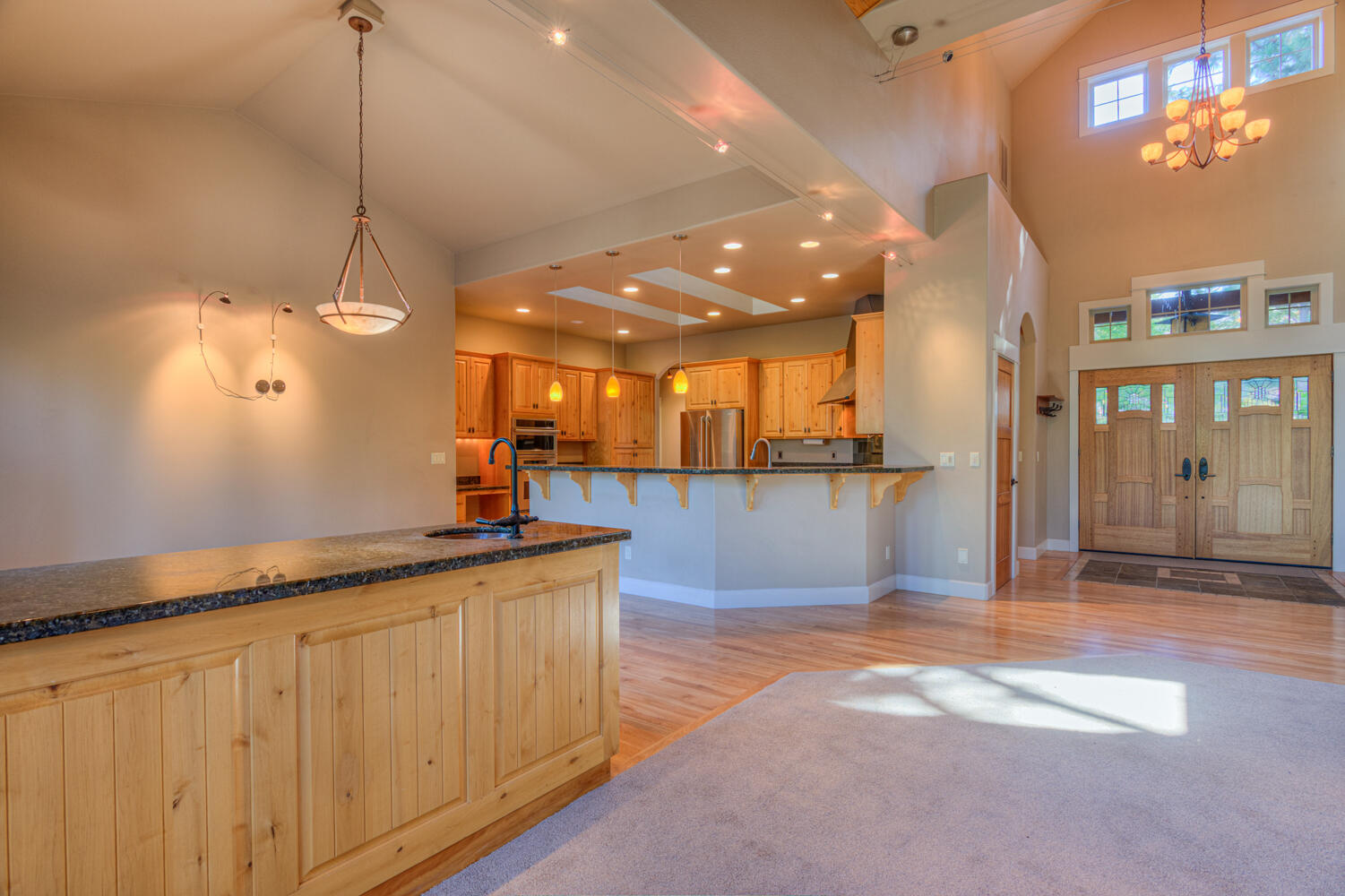 Bend, Oregon, 97703, United States, 4 Bedrooms Bedrooms, ,5 BathroomsBathrooms,Residential,For Sale,1979123