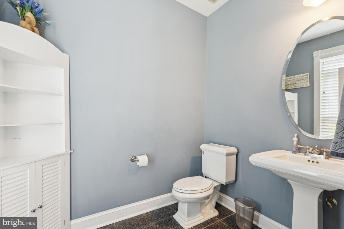 Huntingtown, Maryland, 20639, United States, 6 Bedrooms Bedrooms, ,6 BathroomsBathrooms,Residential,For Sale,1914130