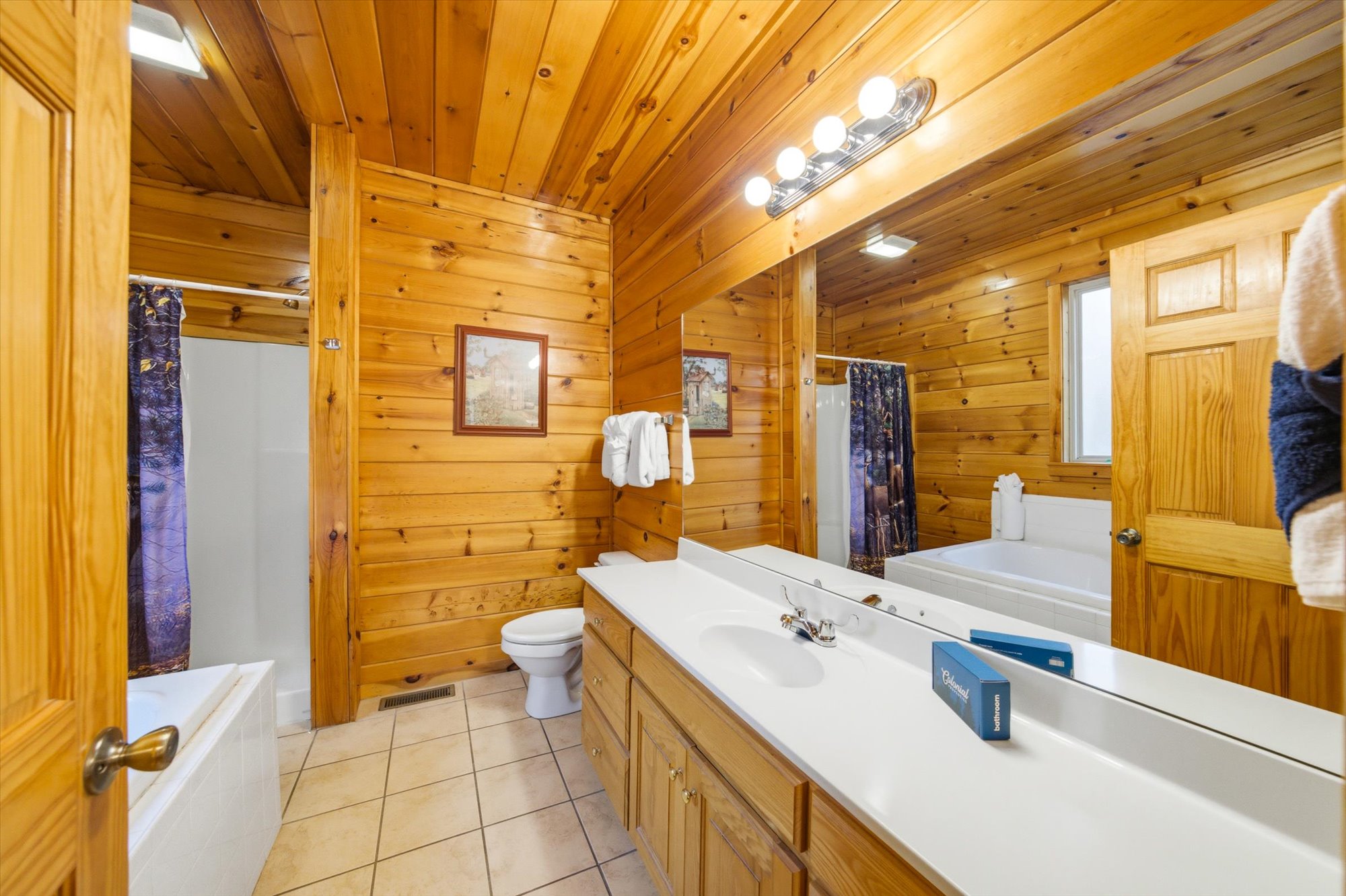 Sevierville, Tennessee, 37876-3406, United States, 3 Bedrooms Bedrooms, ,5 BathroomsBathrooms,Residential,For Sale,2048789