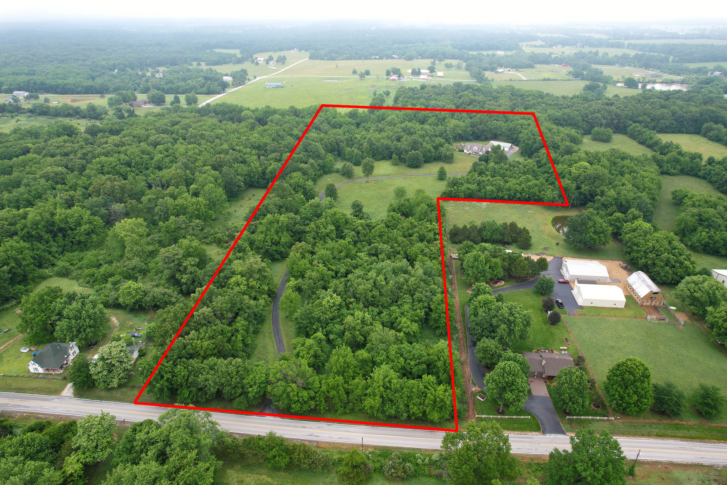 Springfield, Missouri, 65803, United States, 5 Bedrooms Bedrooms, ,3 BathroomsBathrooms,Residential,For Sale,2049332