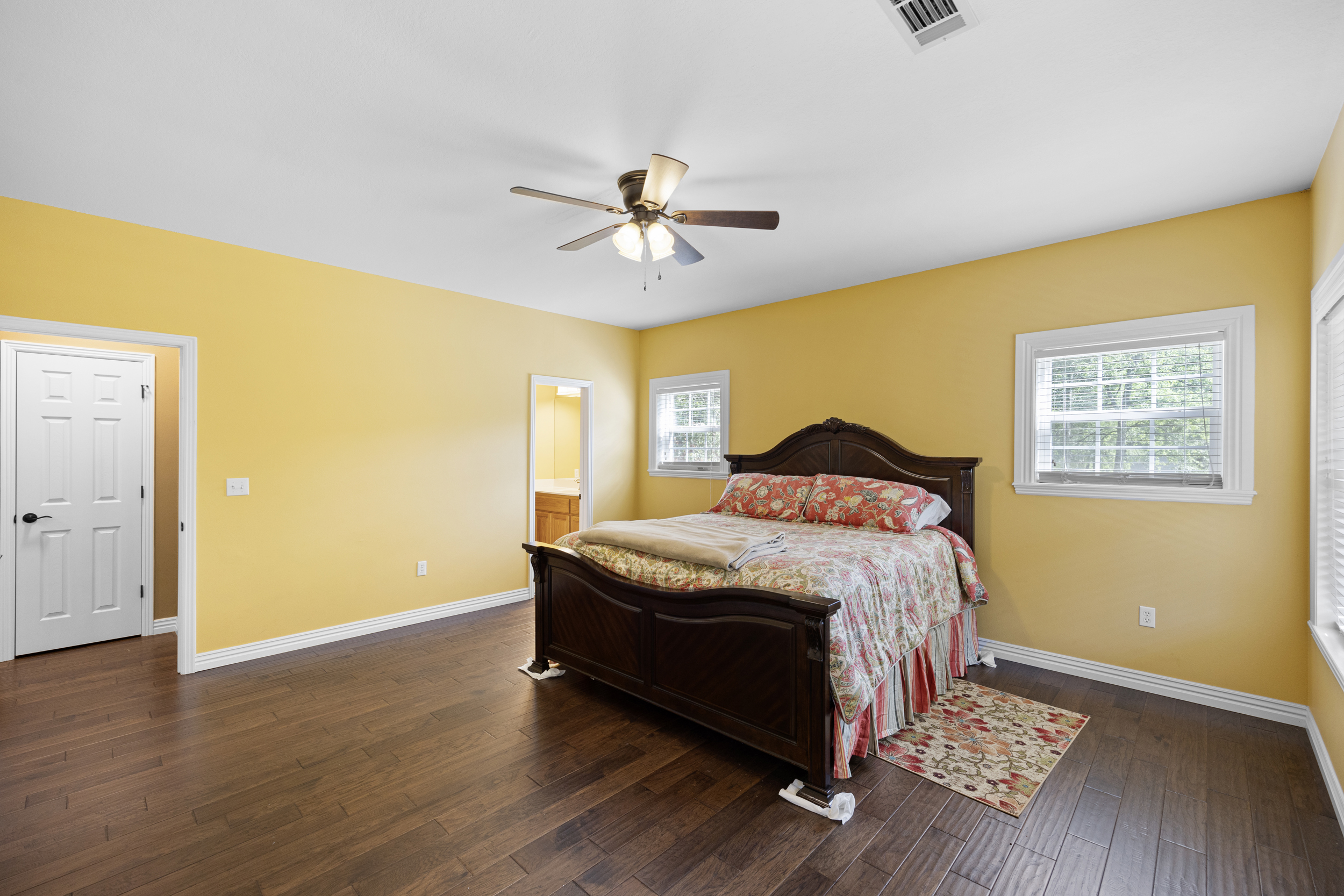Pettigrew, Arkansas, 72752, United States, 5 Bedrooms Bedrooms, ,4 BathroomsBathrooms,Residential,For Sale,1826540