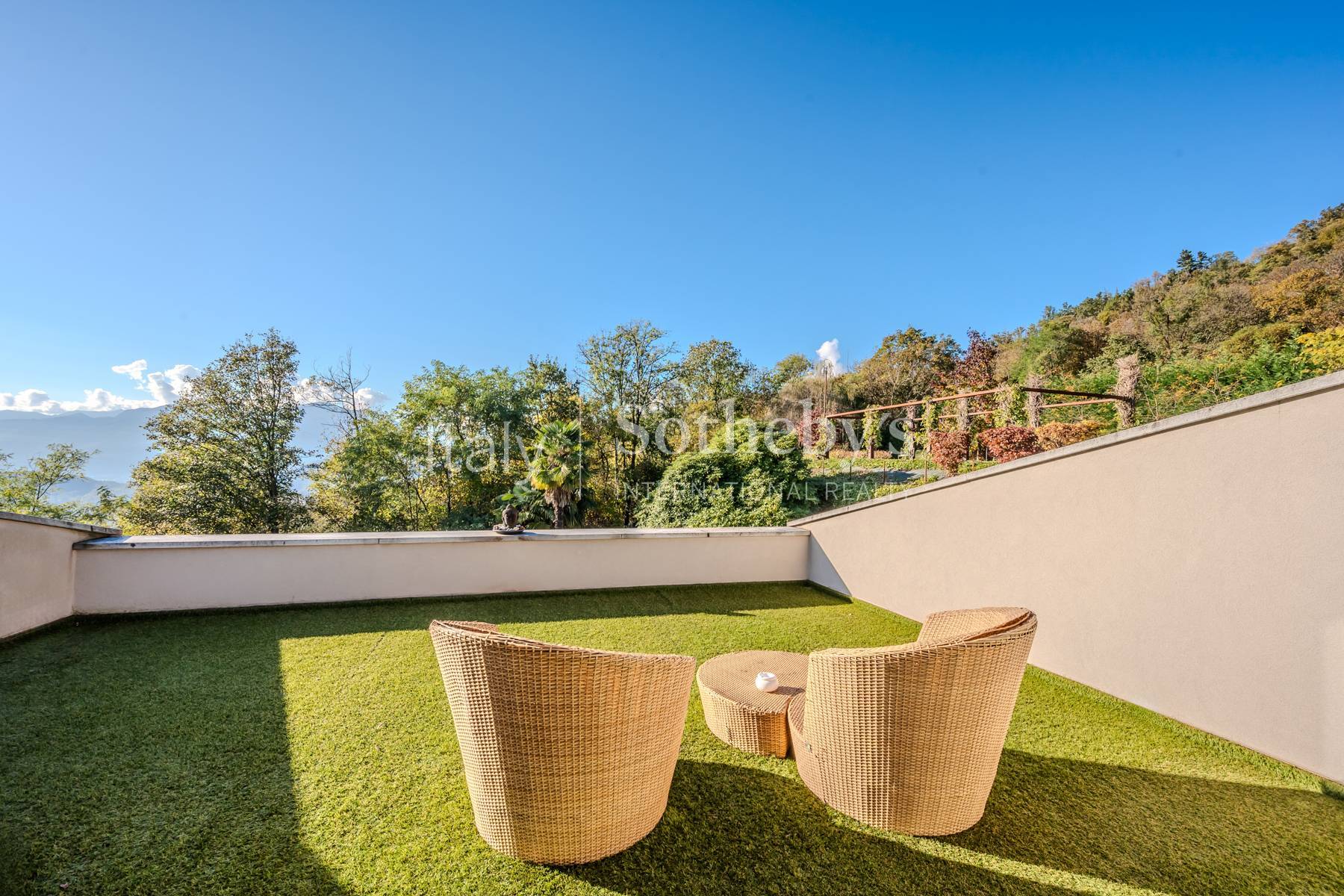  Exclusive modern villa with panoramic lake views and spa - 物件實景