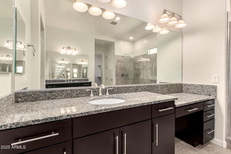 Chandler, Arizona, 85286, United States, 4 Bedrooms Bedrooms, ,Residential,For Sale,1976869