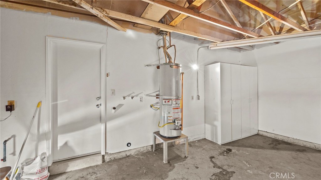 Riverside, California, 92503, United States, 3 Bedrooms Bedrooms, ,1 BathroomBathrooms,Residential,For Sale,2007556