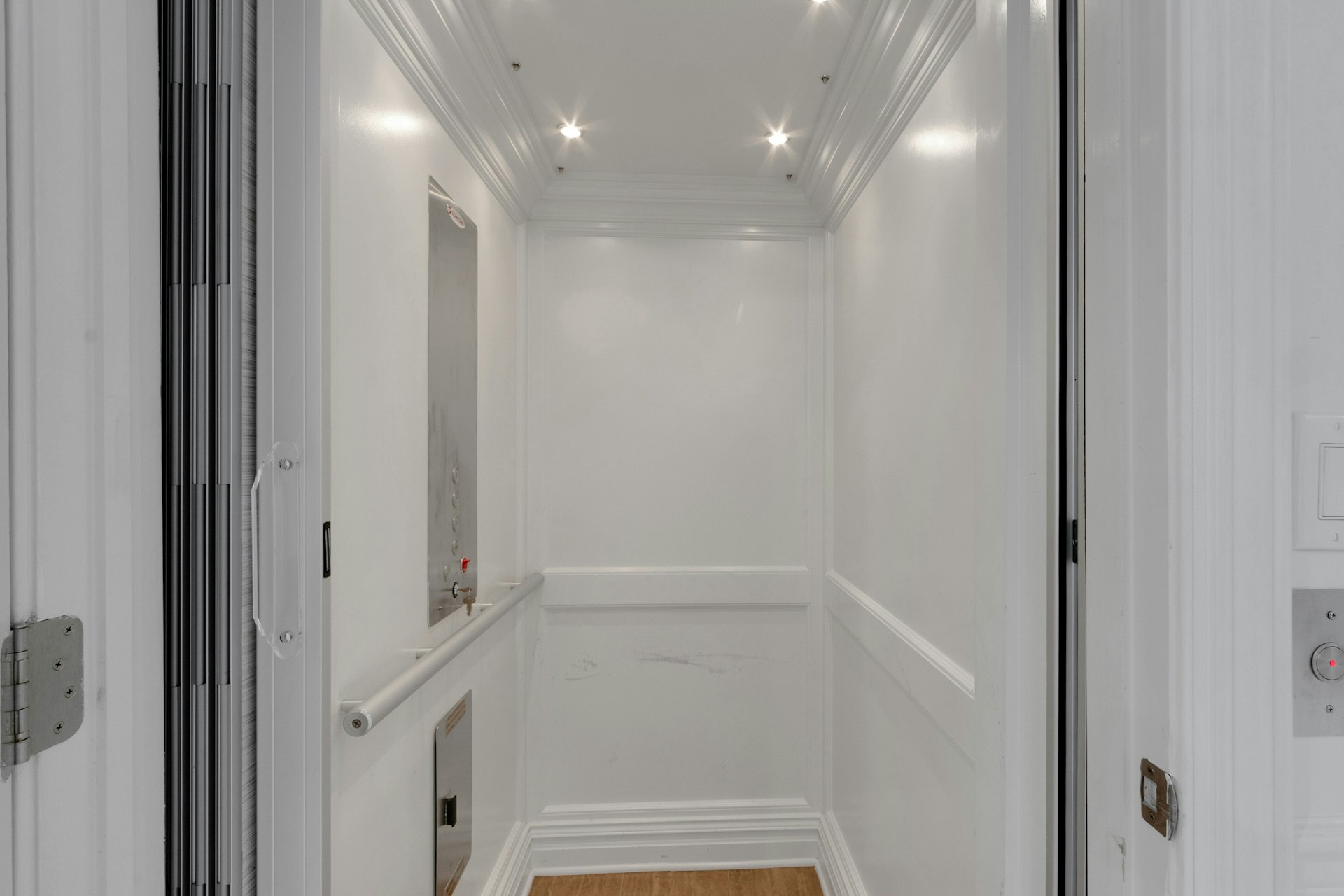  704 Heights Lane, Tenafly, NJ, 07670 - 物件實景