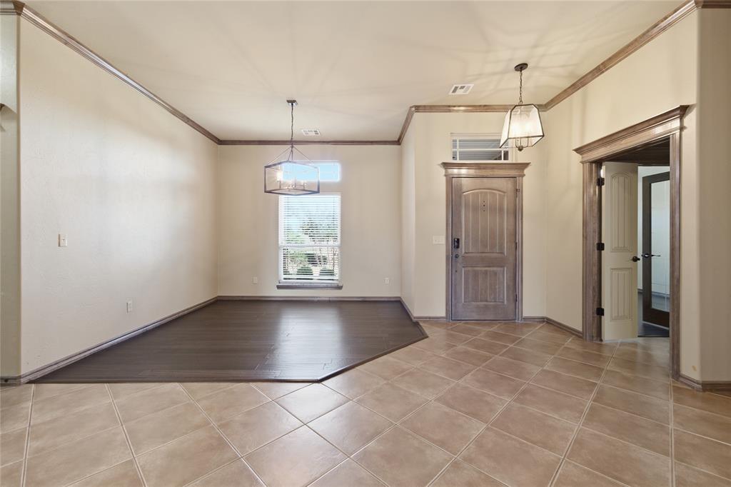 Mustang, Oklahoma, 73064, United States, 4 Bedrooms Bedrooms, ,4 BathroomsBathrooms,Residential,For Sale,1966333