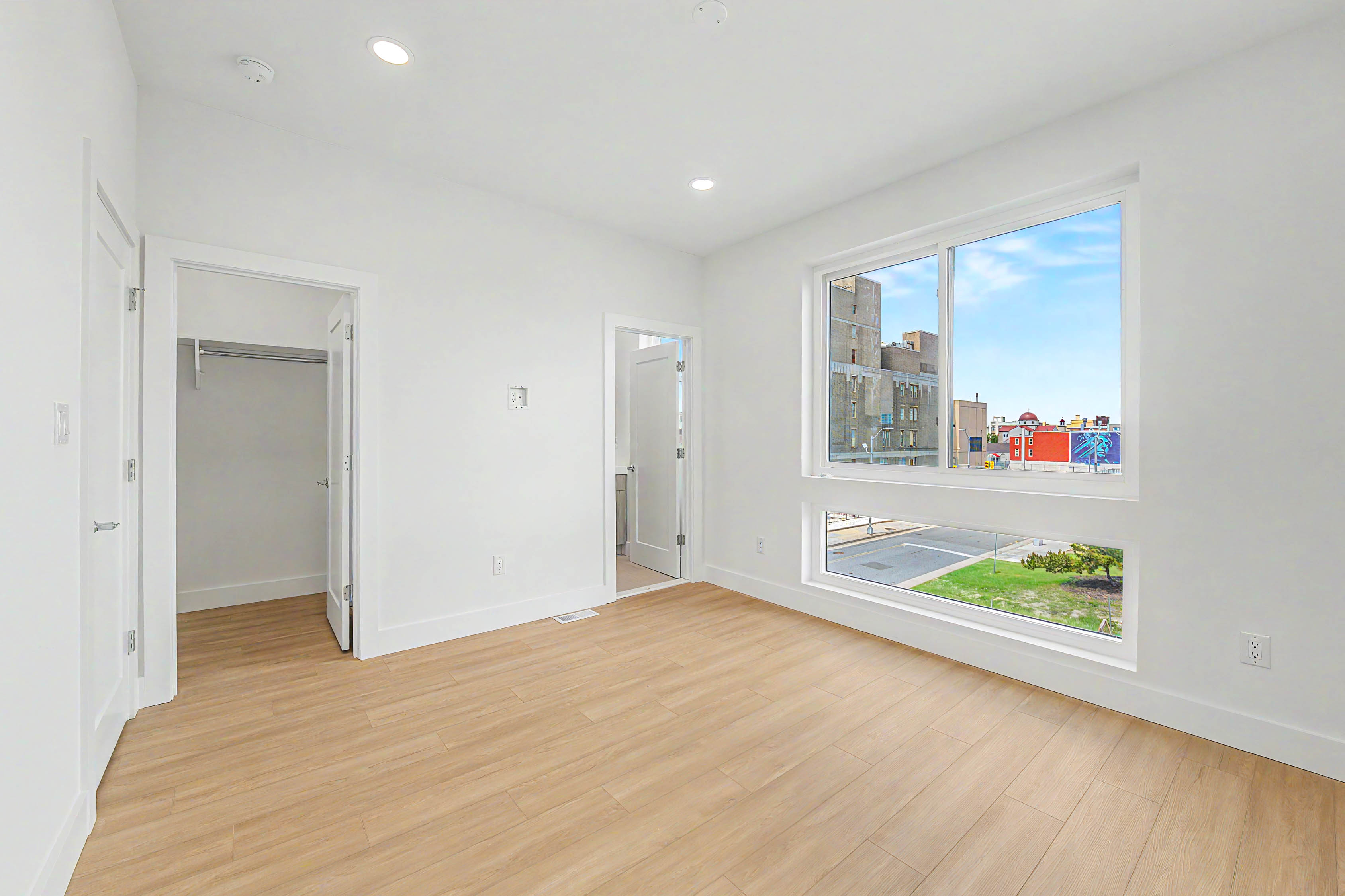  105 B Westminster Avenue - 物件實景