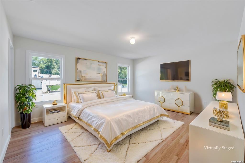 Ridge, New York, 11961, United States, 4 Bedrooms Bedrooms, ,3 BathroomsBathrooms,Residential,For Sale,1768348