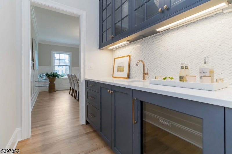 Chatham Twp., New Jersey, 07928, United States, 7 Bedrooms Bedrooms, ,8 BathroomsBathrooms,Residential,For Sale,1995947