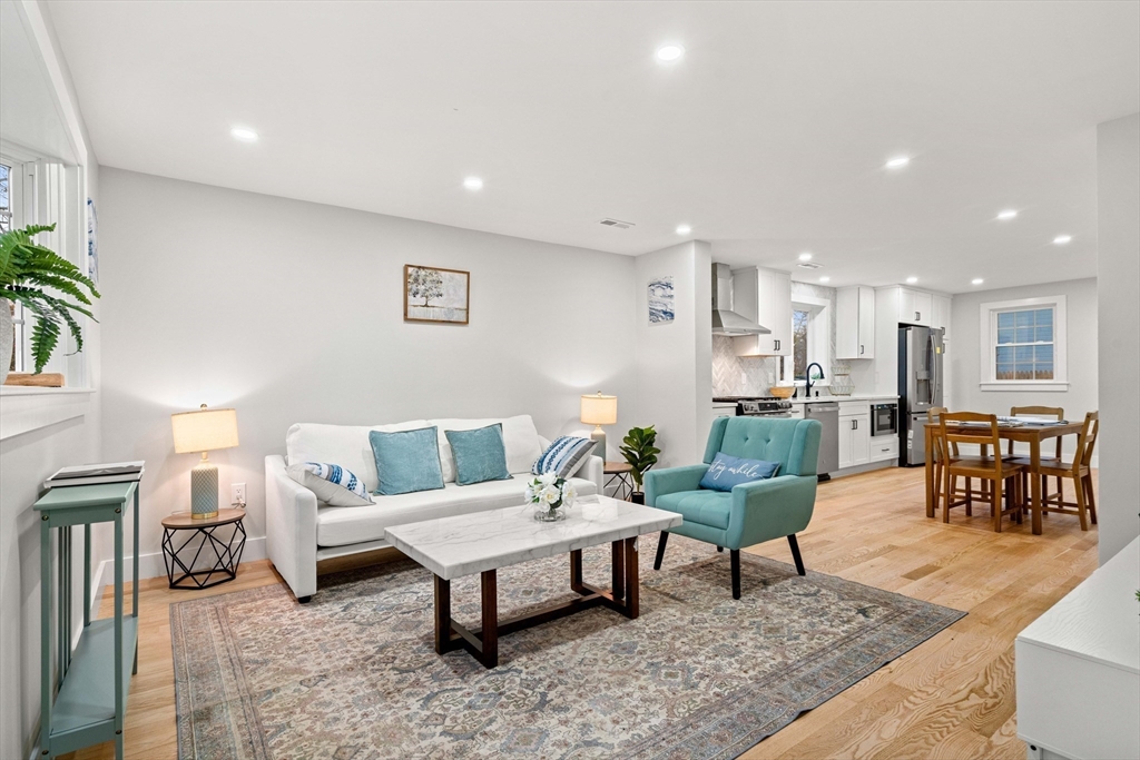 Boston, Massachusetts, 02125, United States, 2 Bedrooms Bedrooms, ,3 BathroomsBathrooms,Residential,For Sale,1995949