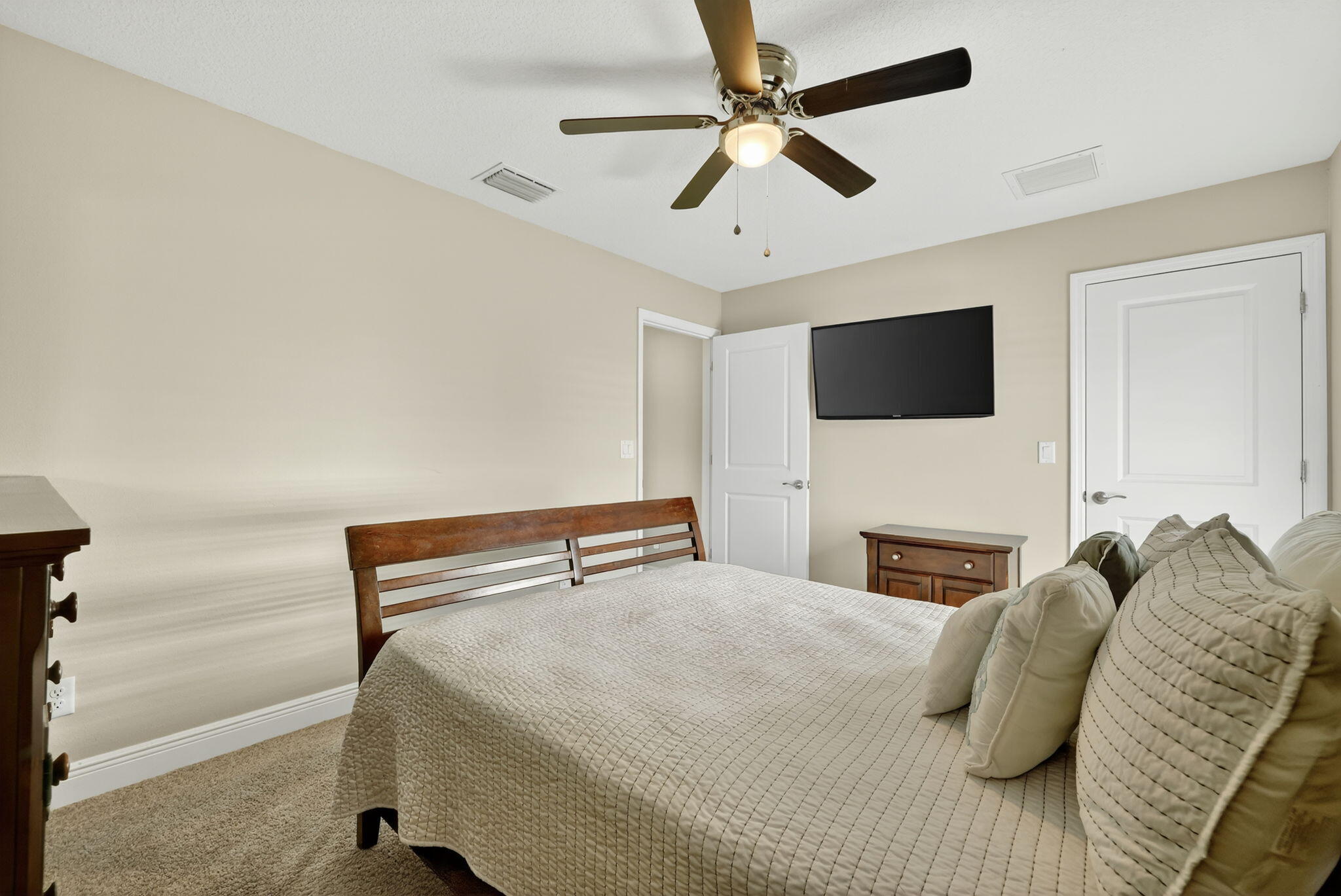 Port Saint Lucie, Florida, 34953, United States, 4 Bedrooms Bedrooms, ,2 BathroomsBathrooms,Residential,For Sale,1992941