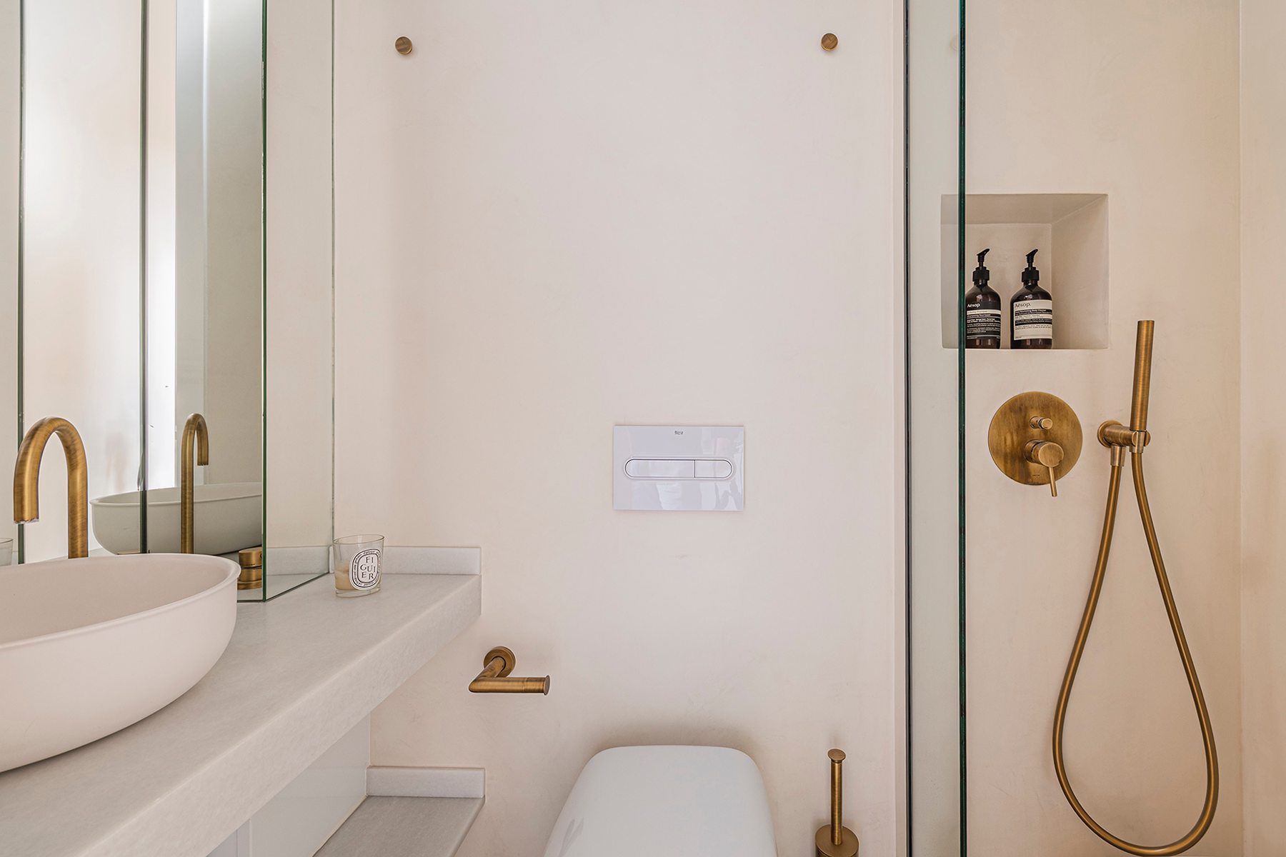  Flat renovated with quality next to Rambla Catalunya. - 物件實景