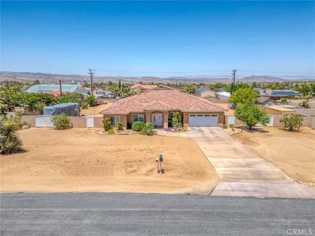 Yucca Valley, California, 92284, United States, 4 Bedrooms Bedrooms, ,3 BathroomsBathrooms,Residential,For Sale,1827862