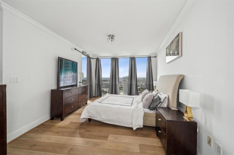 Miami, Florida, 33132, United States, 2 Bedrooms Bedrooms, ,2 BathroomsBathrooms,Residential,For Sale,1793358