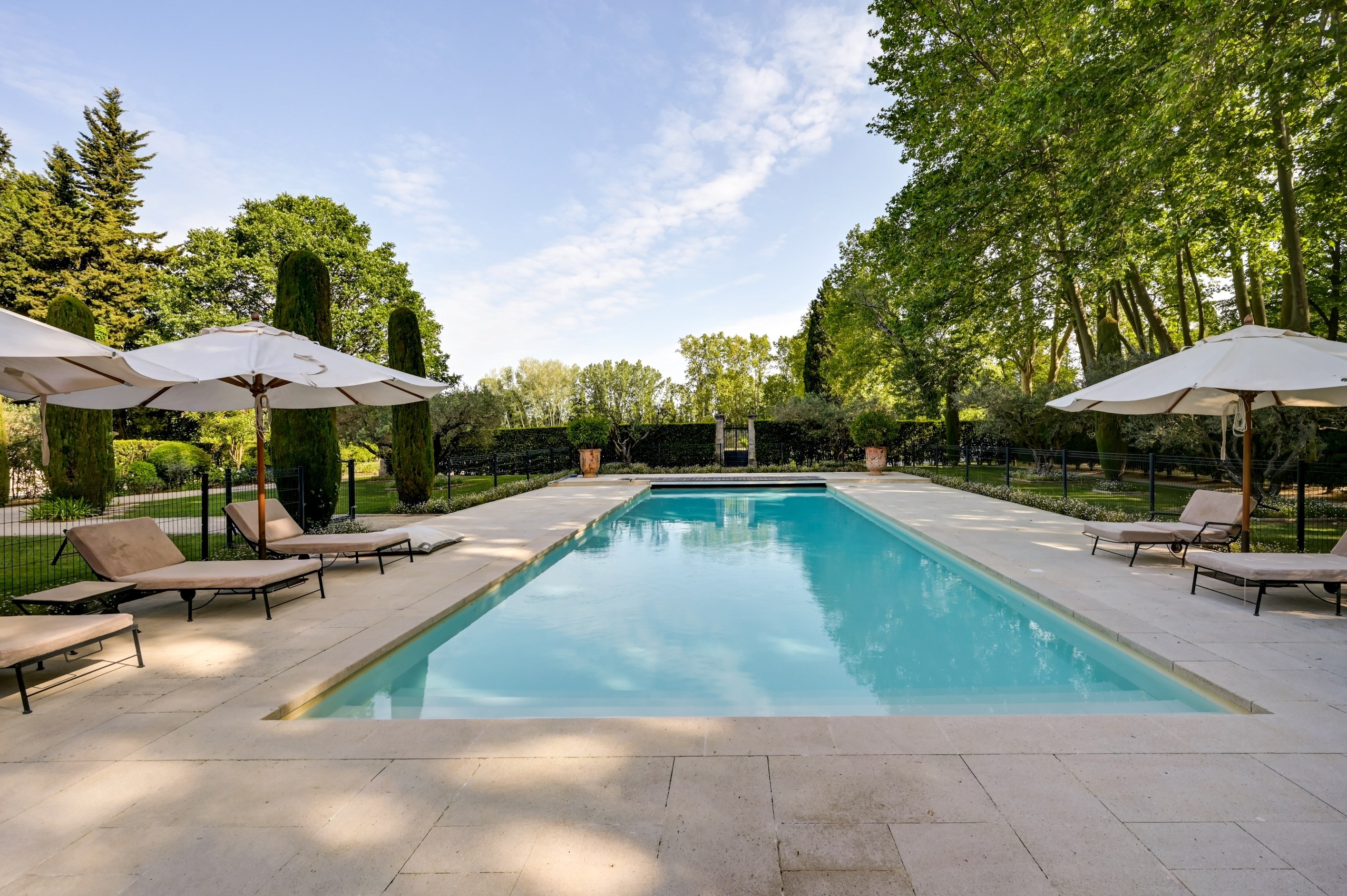  Exceptional family estate in Saint-Rémy-de-Provence - 物件實景