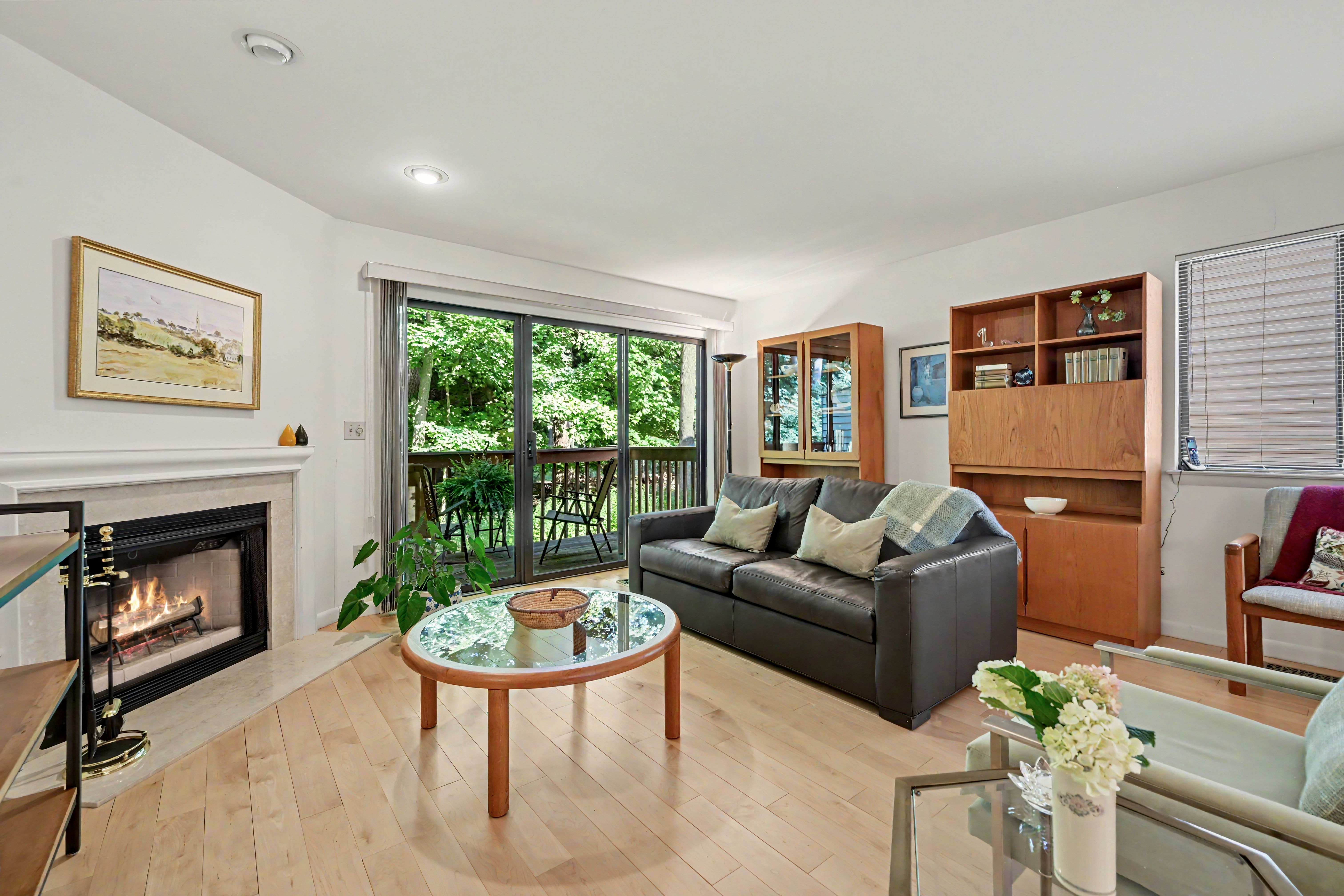  2435 Bedford Street - 物件實景